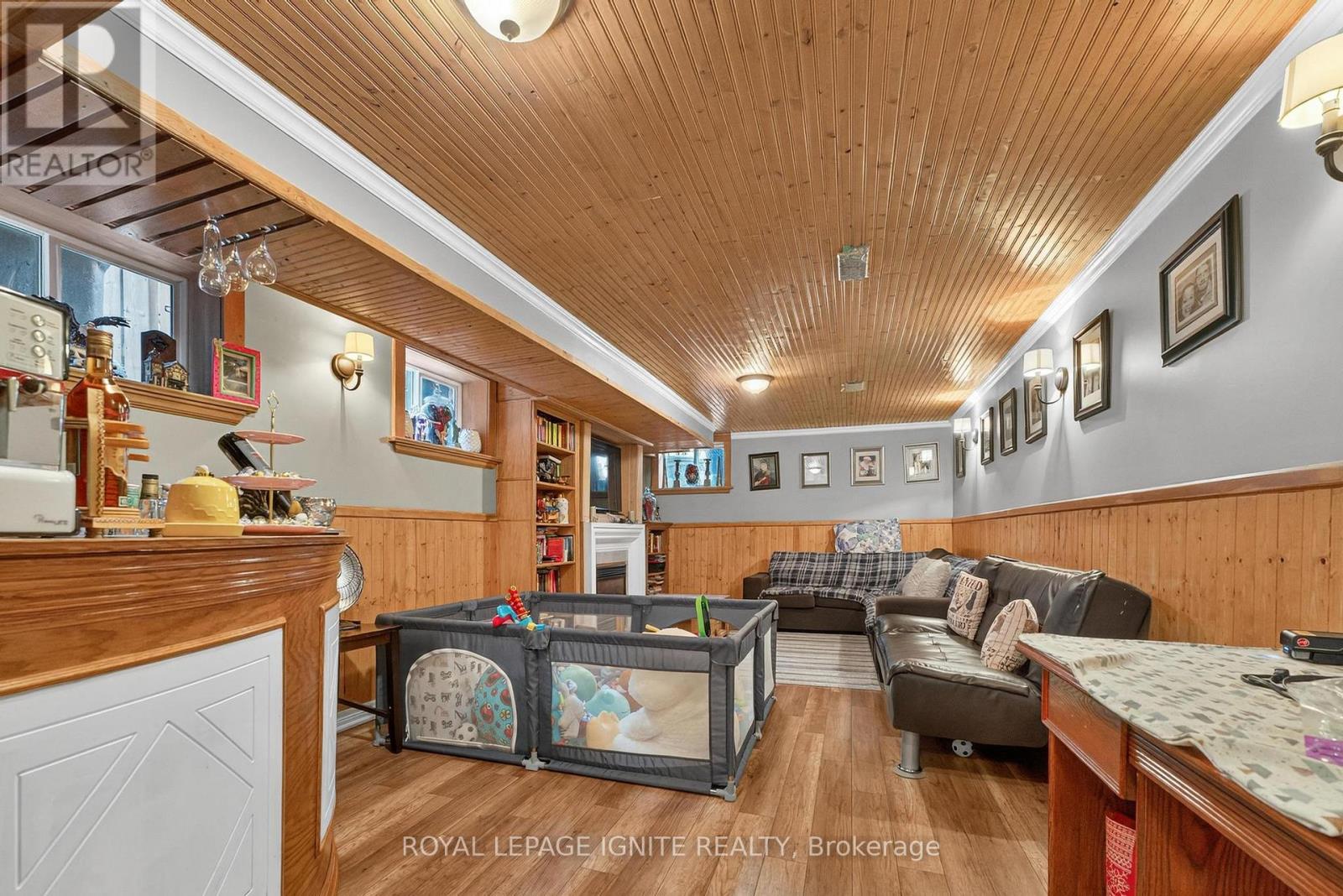 46 Lambton Avenue, Toronto, Ontario  M6N 2S1 - Photo 30 - W12447860