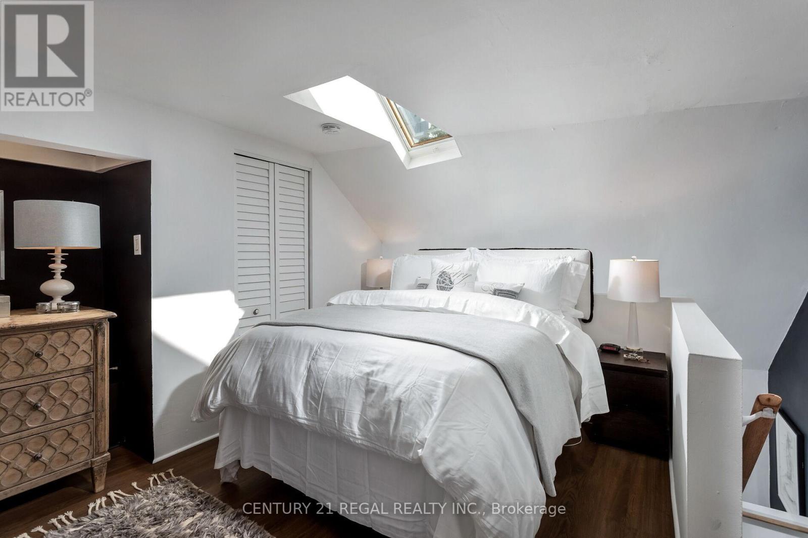 723 Durie Street, Toronto, Ontario  M6S 3H4 - Photo 22 - W12447909