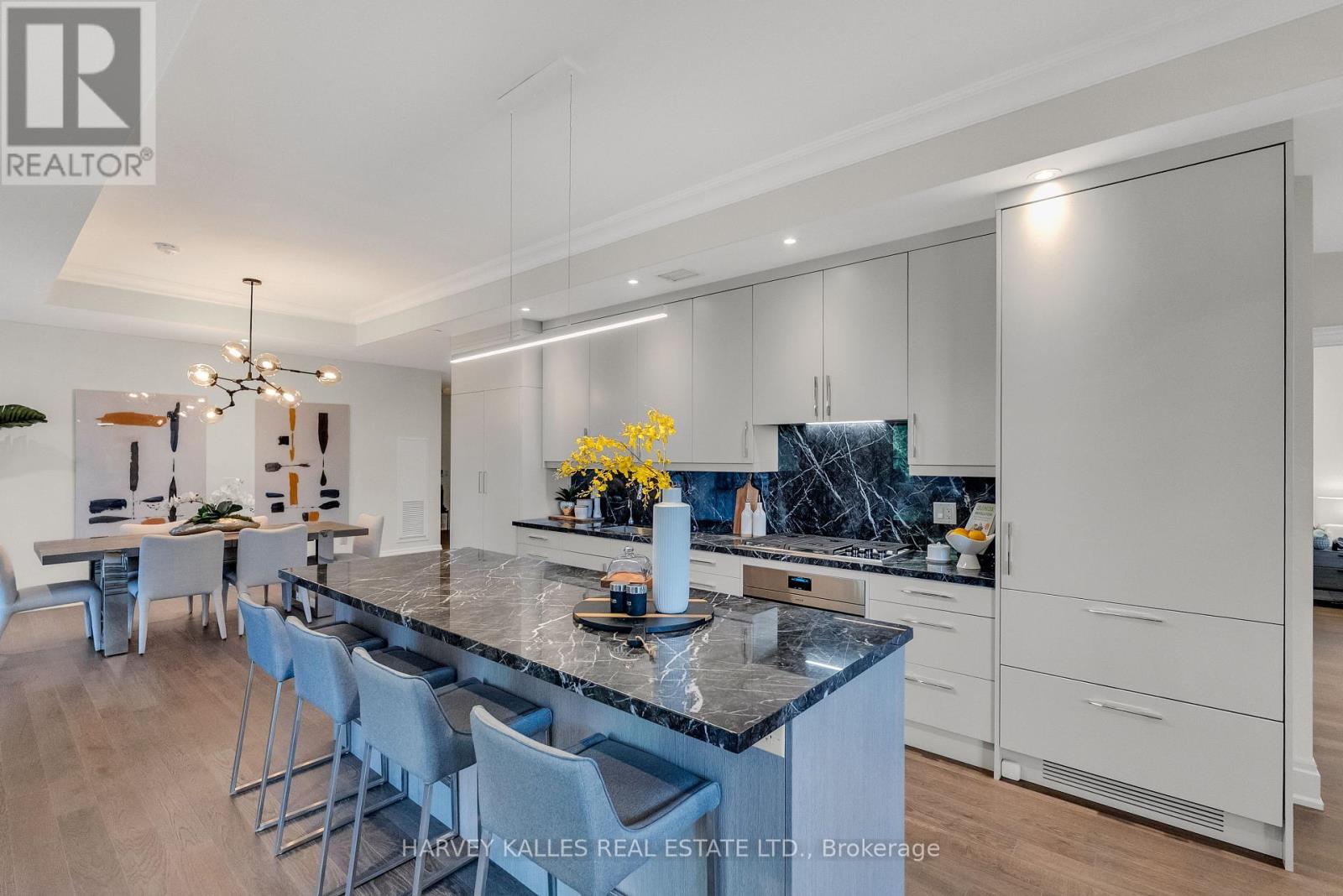 305 - 1 Forest Hill Road, Toronto, Ontario  M4V 1R1 - Photo 10 - C12446432