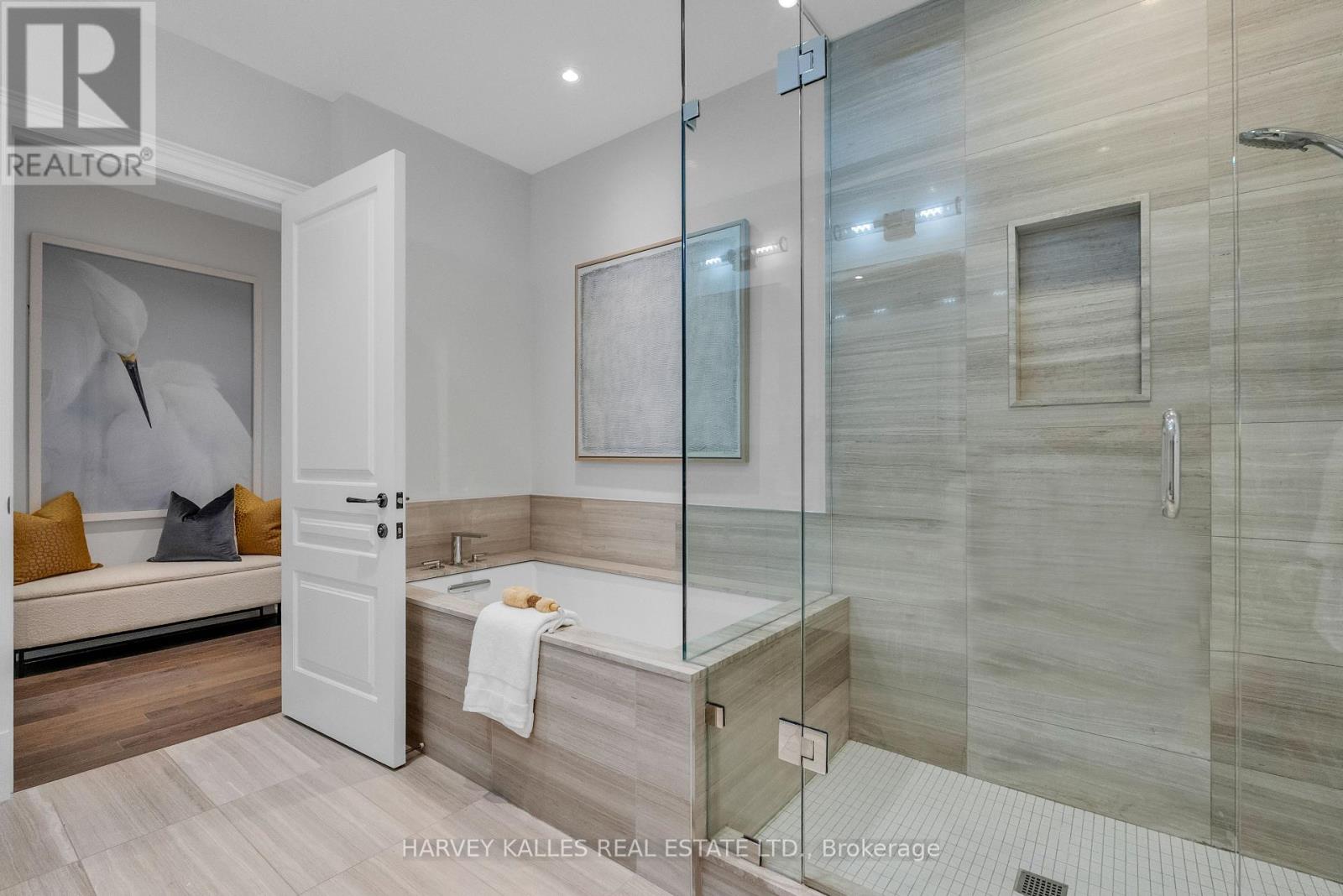 305 - 1 Forest Hill Road, Toronto, Ontario  M4V 1R1 - Photo 26 - C12446432