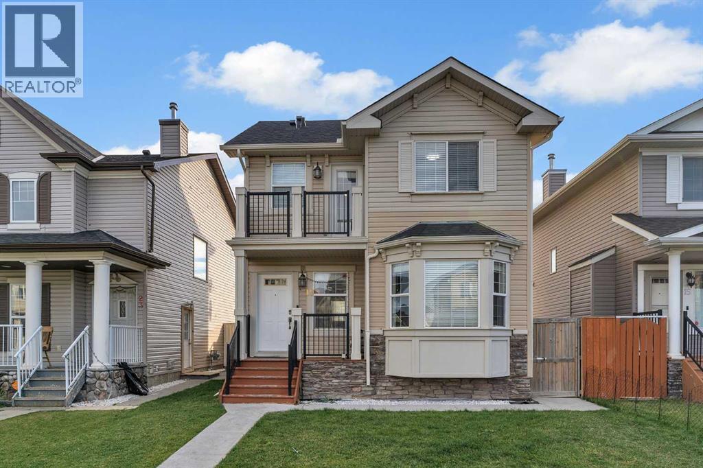 19 Taralake Rise Ne, Calgary, Alberta  T3J 0A4 - Photo 2 - A2262592
