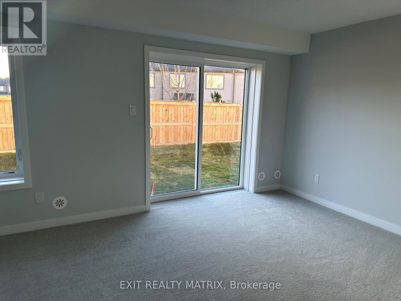 531 Woven Private, Ottawa, Ontario  K2S 3B2 - Photo 40 - X12362104