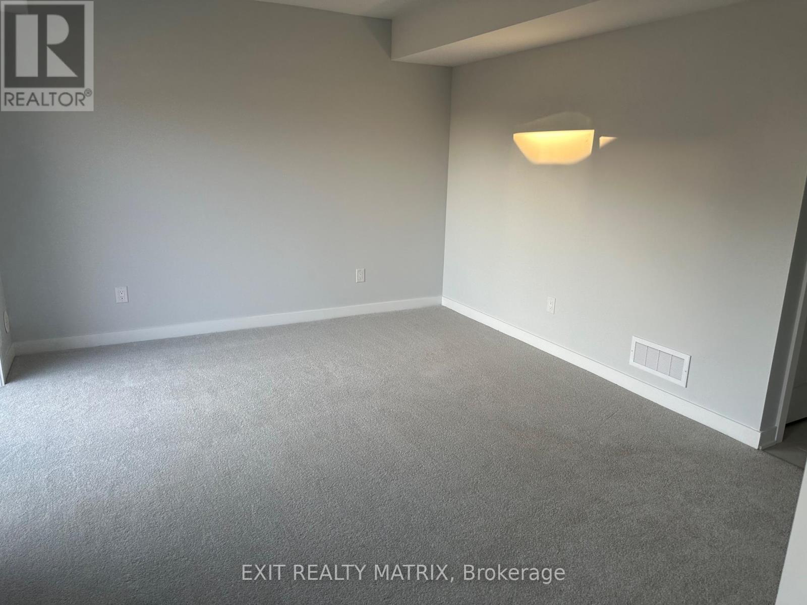 531 Woven Private, Ottawa, Ontario  K2S 3B2 - Photo 39 - X12362104