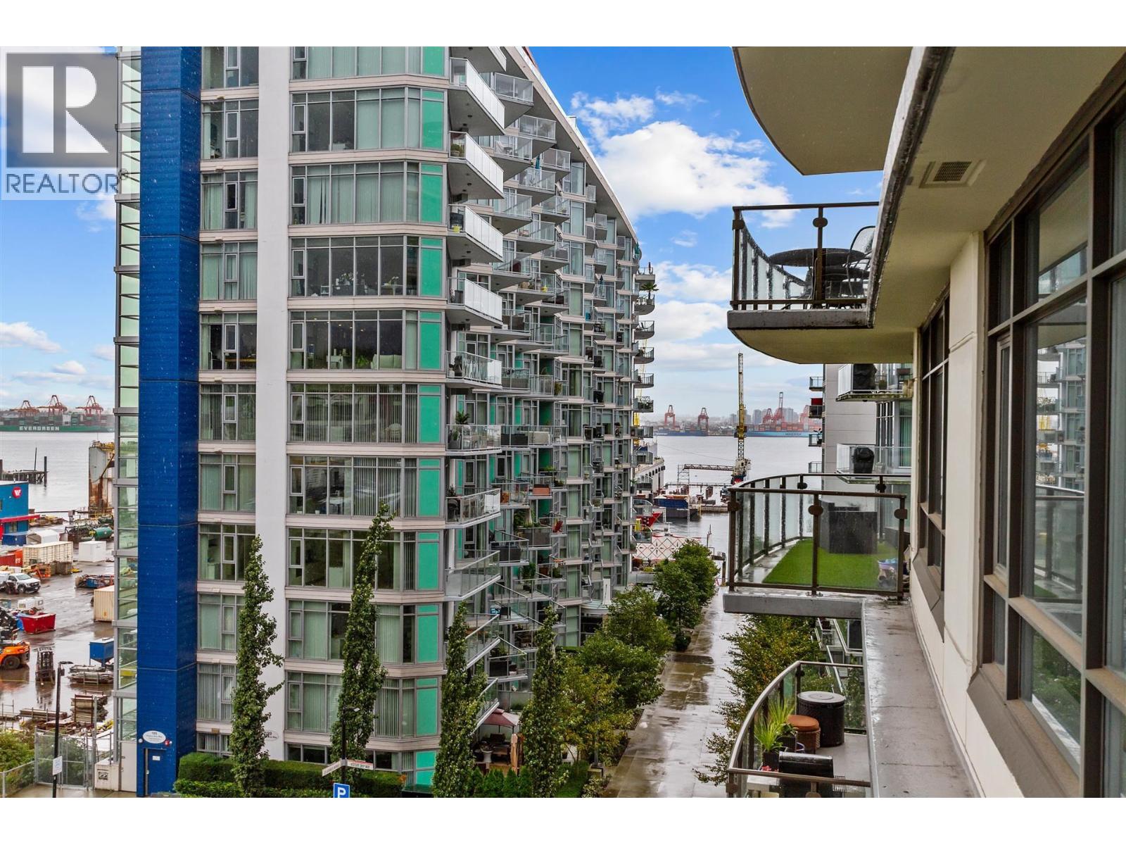 603 172 Victory Ship Way, North Vancouver, British Columbia  V7L 0B5 - Photo 11 - R3055745