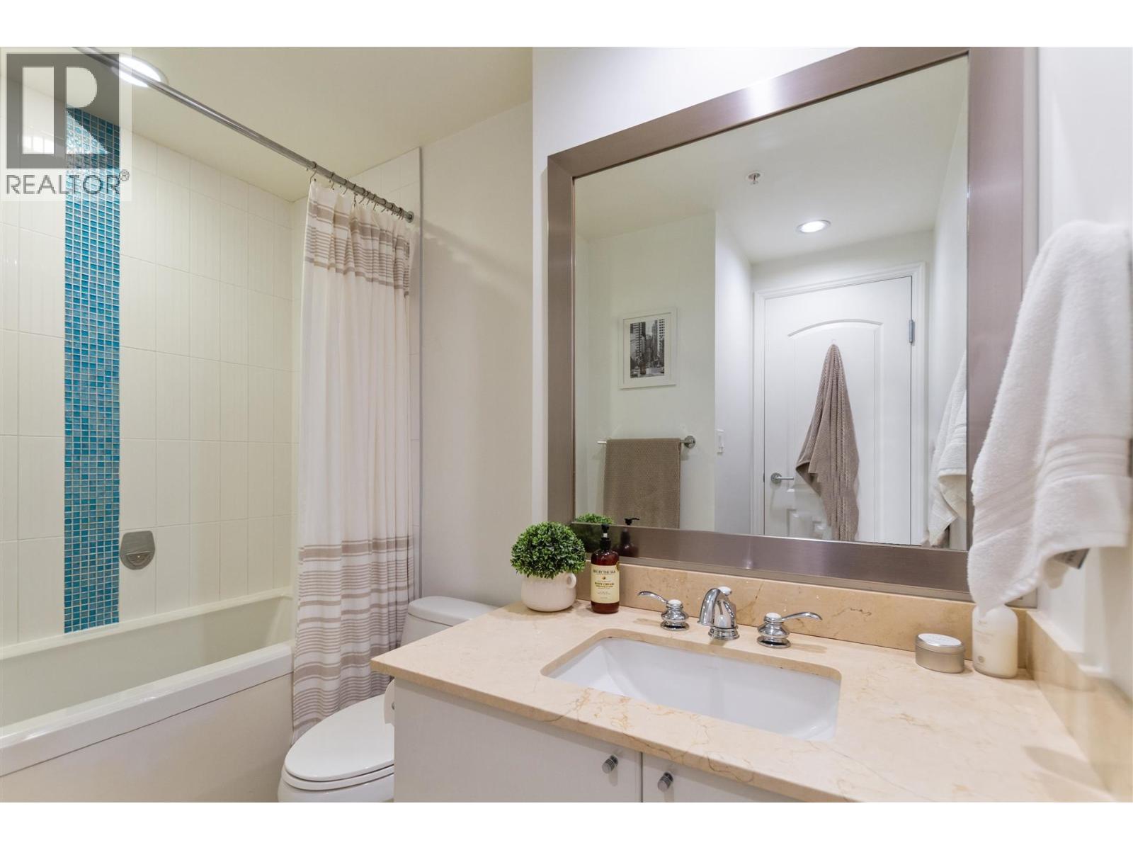 603 172 Victory Ship Way, North Vancouver, British Columbia  V7L 0B5 - Photo 13 - R3055745