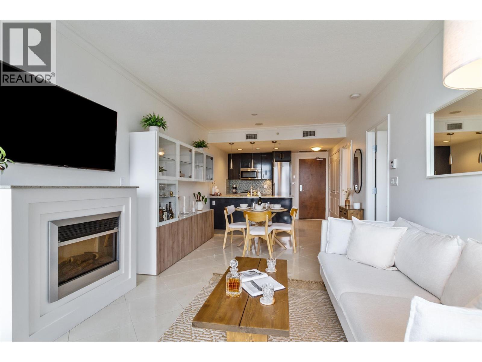 603 172 Victory Ship Way, North Vancouver, British Columbia  V7L 0B5 - Photo 7 - R3055745