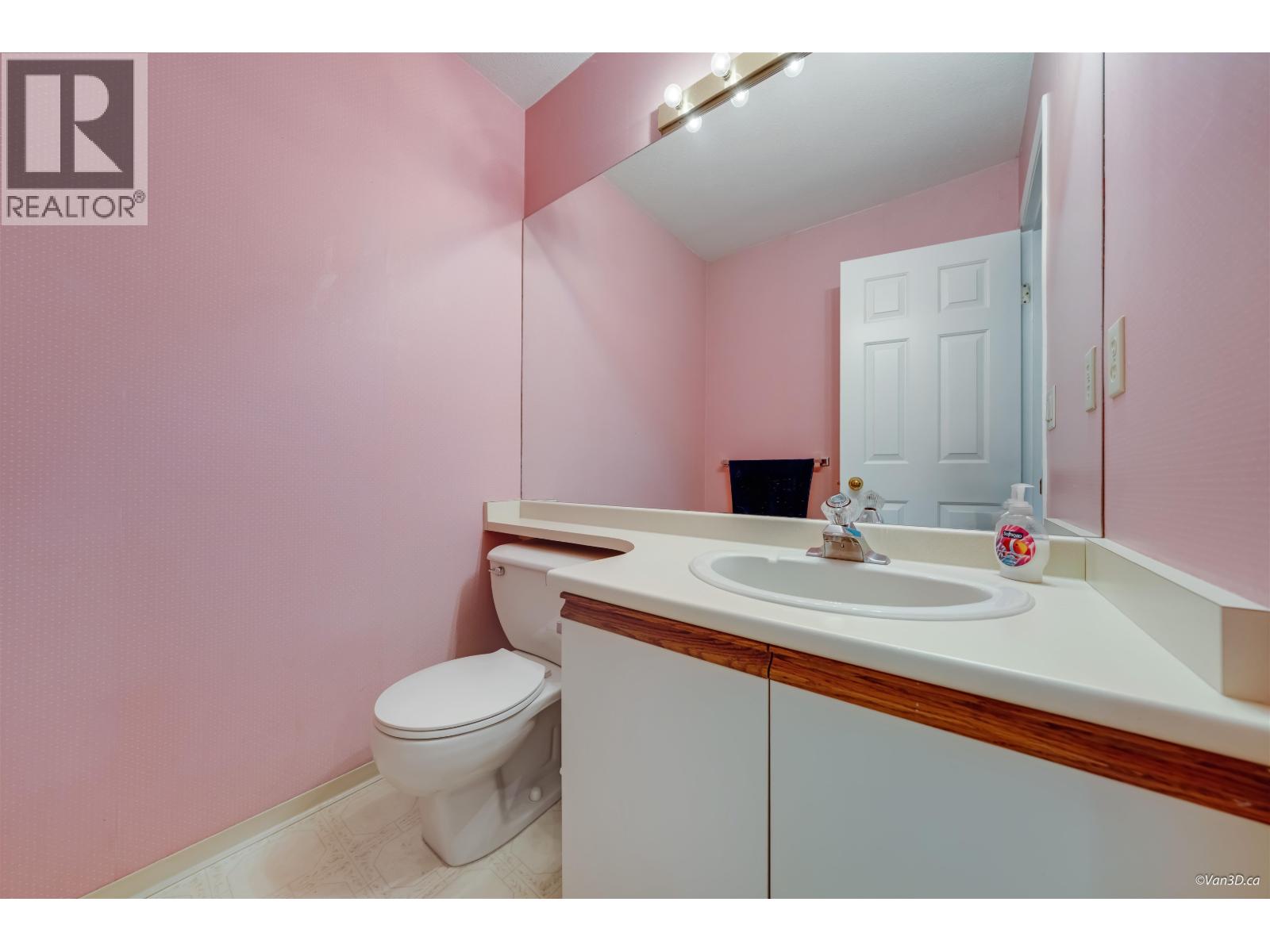 808 Roche Point Drive, North Vancouver, British Columbia  V7H 2T8 - Photo 11 - R3055765