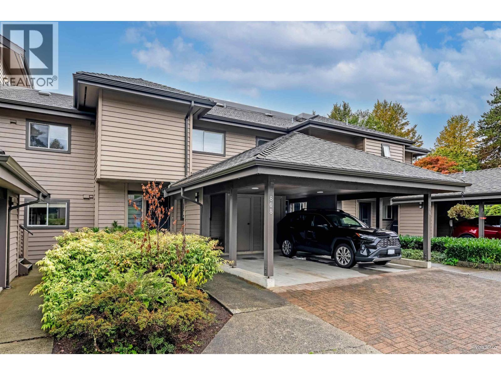 808 Roche Point Drive, North Vancouver, British Columbia  V7H 2T8 - Photo 2 - R3055765
