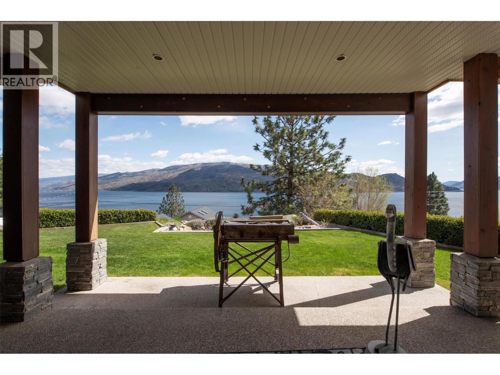5824 Columbia Avenue, Peachland, British Columbia  V0H 1X4 - Photo 10 - 10365090