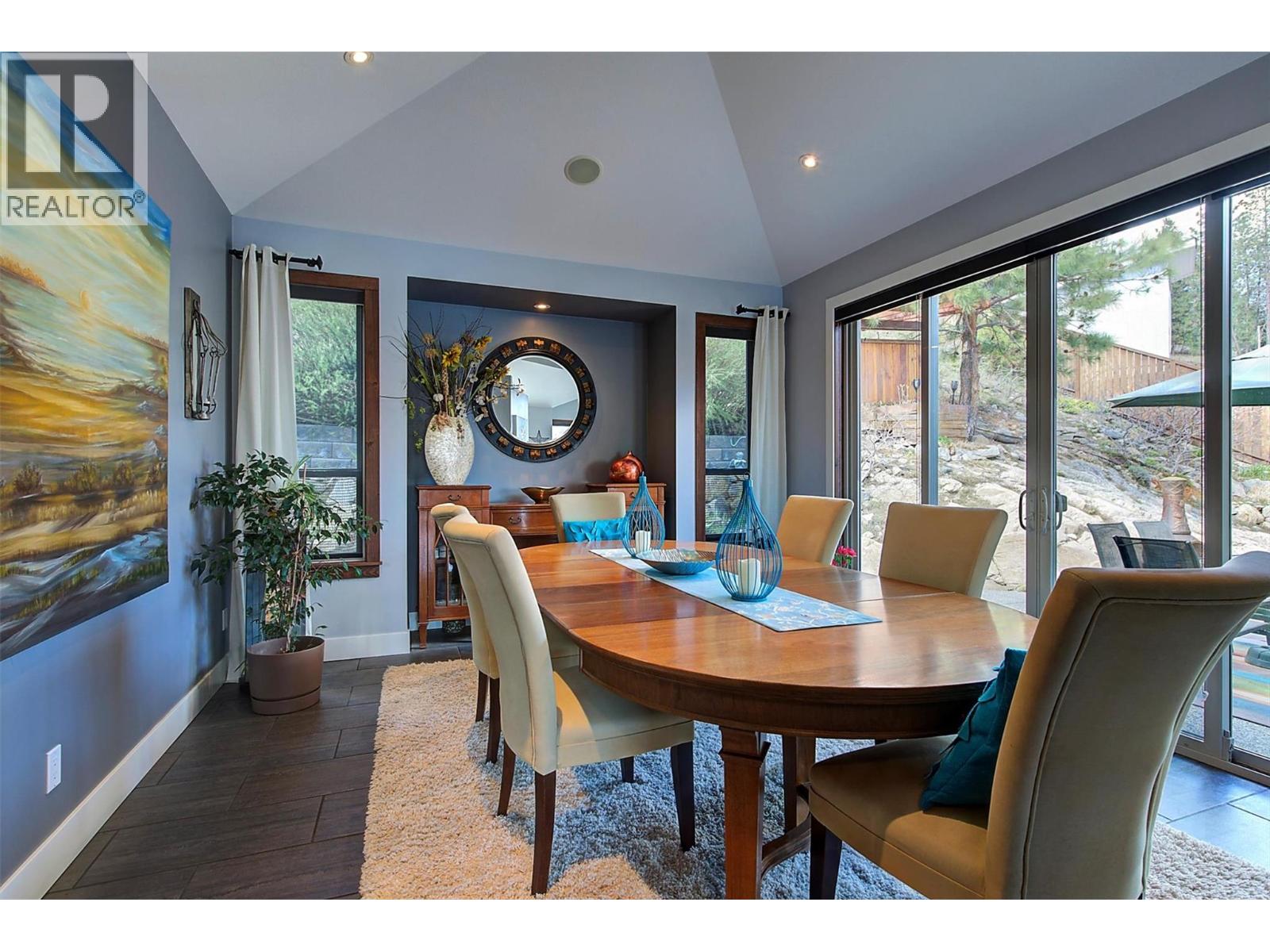 5824 Columbia Avenue, Peachland, British Columbia  V0H 1X4 - Photo 51 - 10365090
