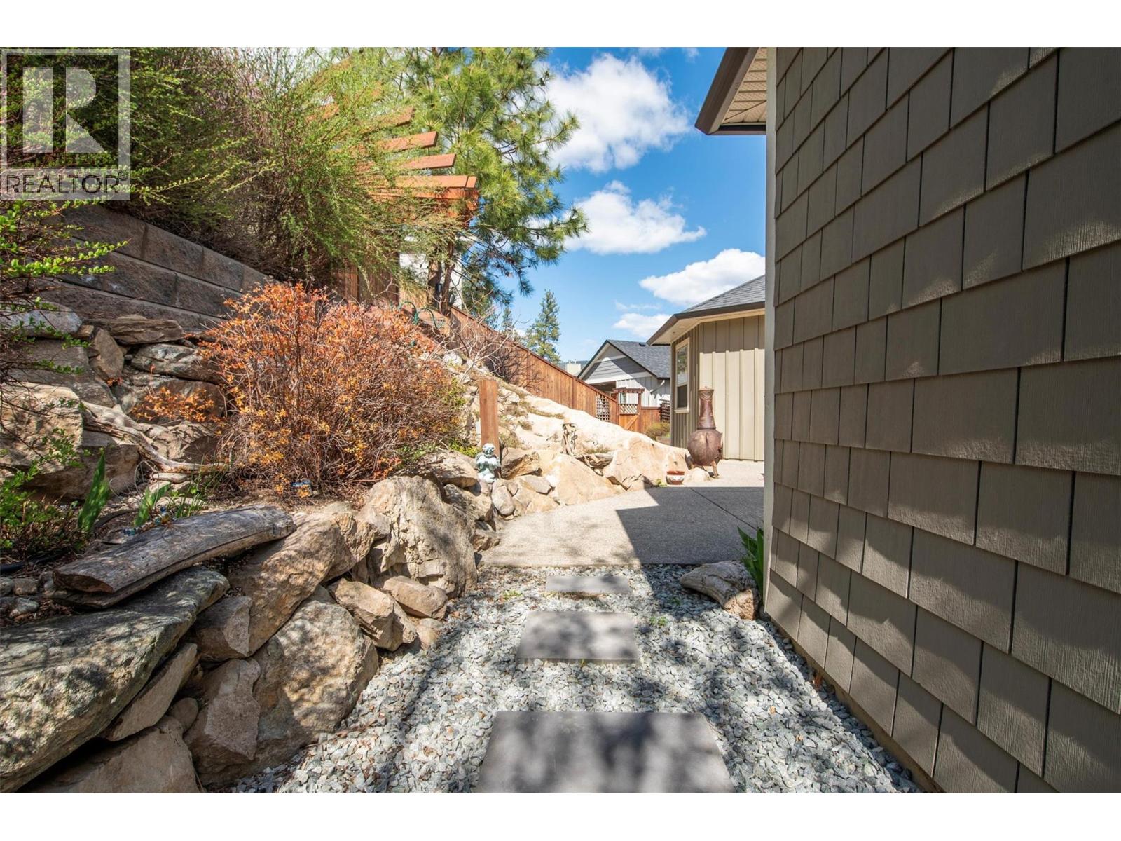 5824 Columbia Avenue, Peachland, British Columbia  V0H 1X4 - Photo 56 - 10365090