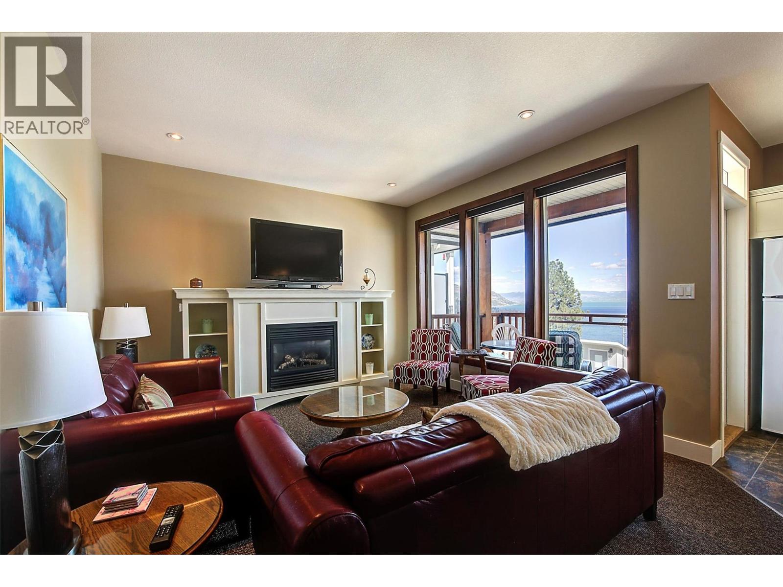 5824 Columbia Avenue, Peachland, British Columbia  V0H 1X4 - Photo 76 - 10365090