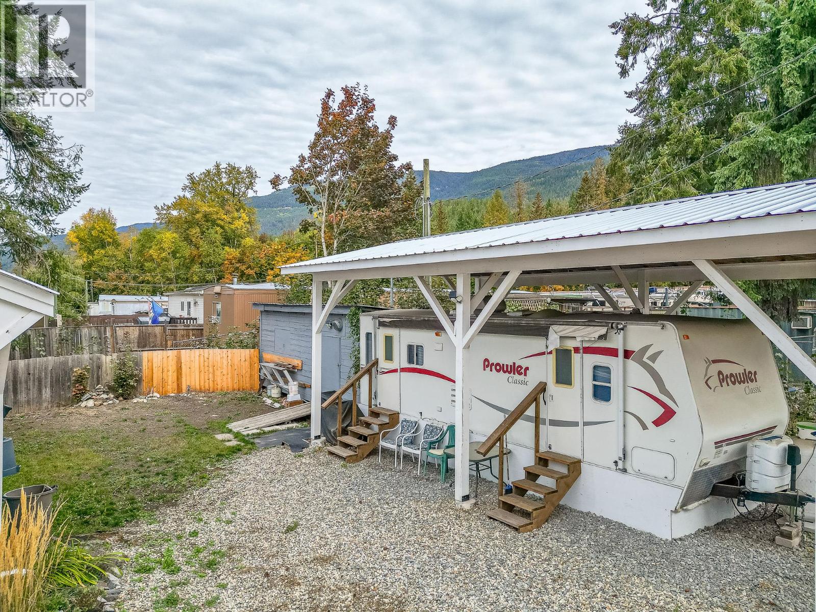 1 Robson Road, Mara, British Columbia  V0E 2K0 - Photo 24 - 10364765
