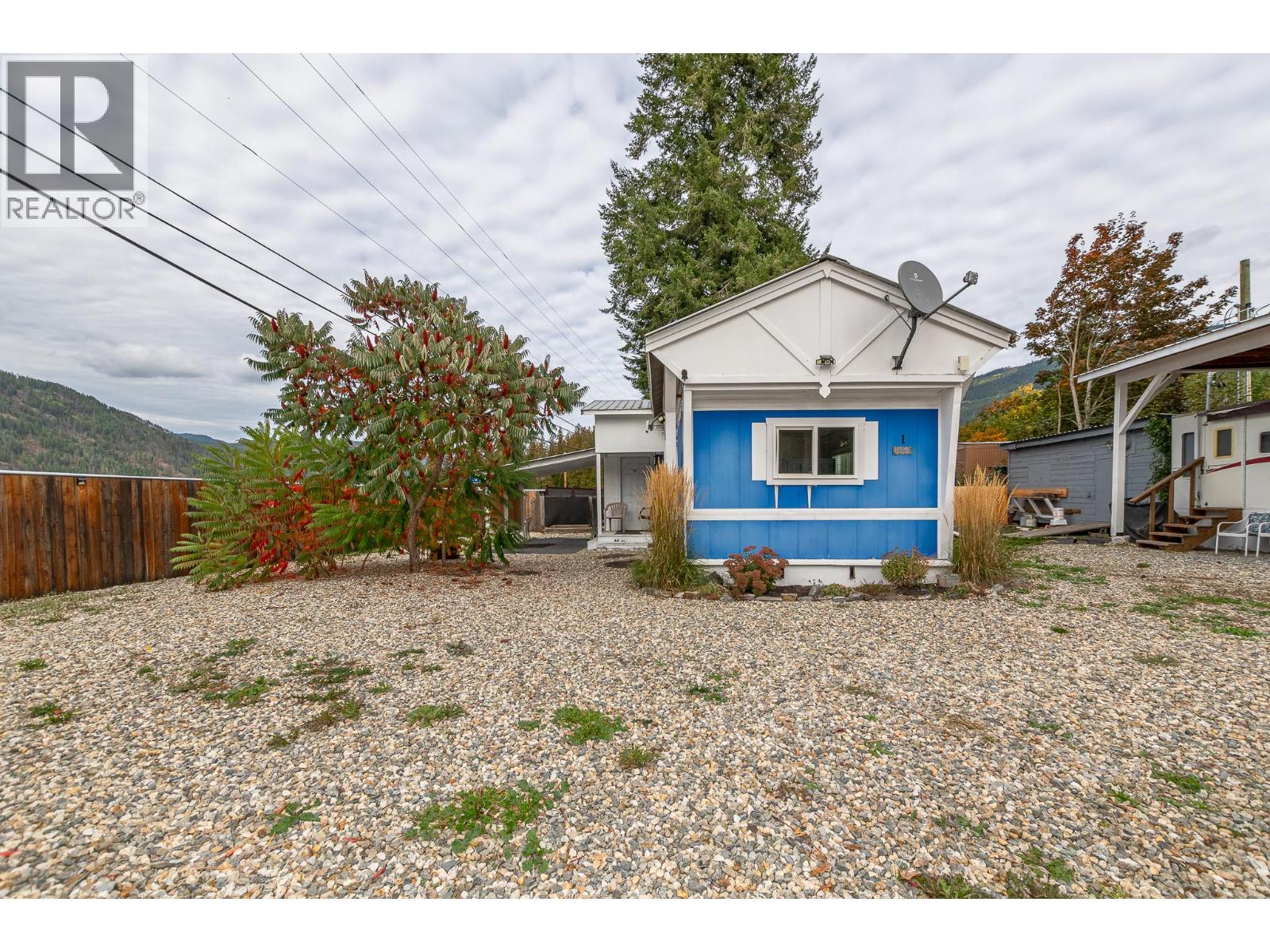 1 Robson Road, Mara, British Columbia  V0E 2K0 - Photo 36 - 10364765