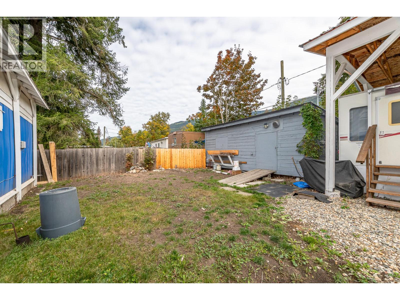 1 Robson Road, Mara, British Columbia  V0E 2K0 - Photo 40 - 10364765