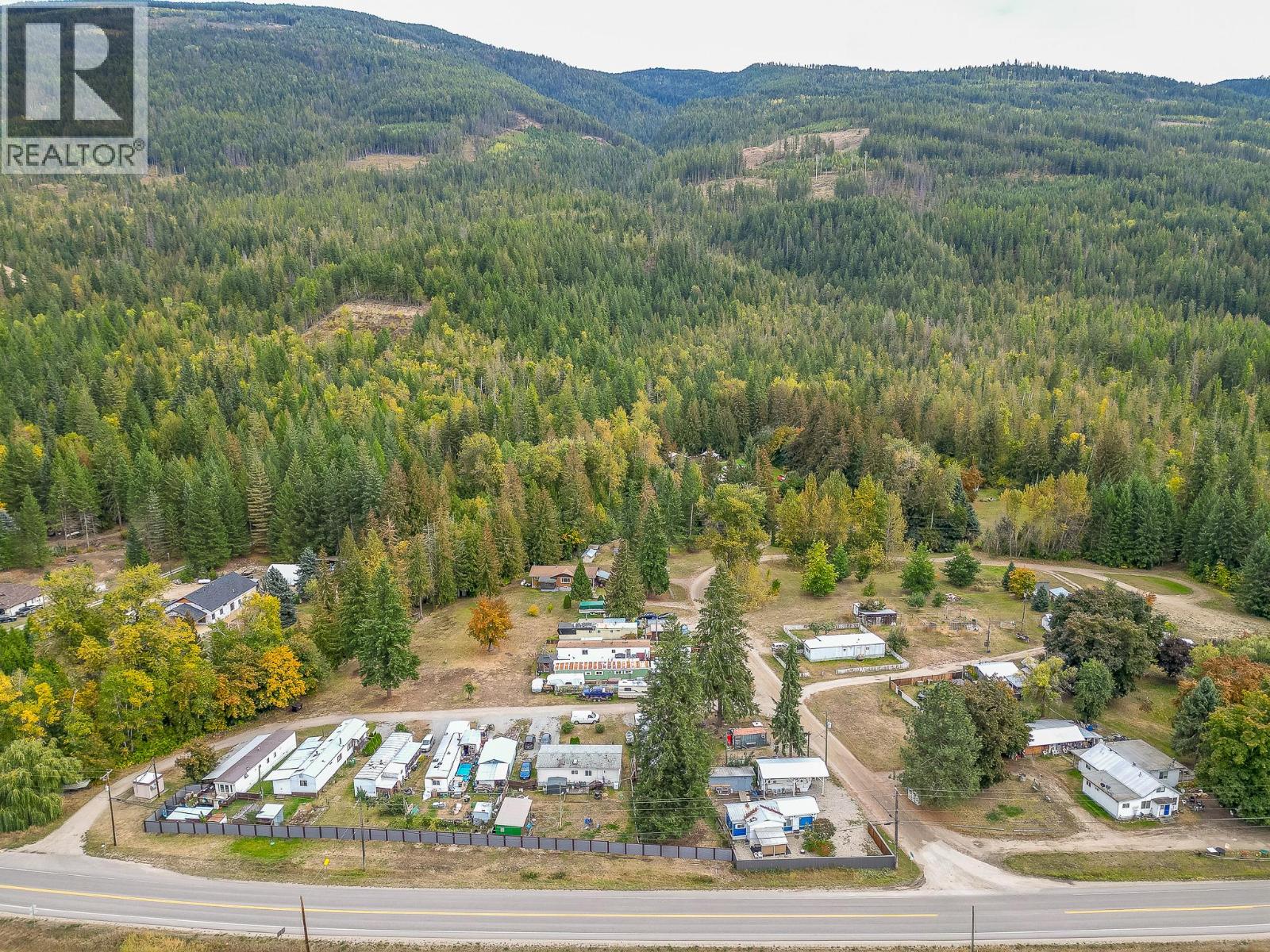 1 Robson Road, Mara, British Columbia  V0E 2K0 - Photo 60 - 10364765