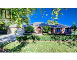 592 MANORWOOD COURT, Waterloo, Ontario