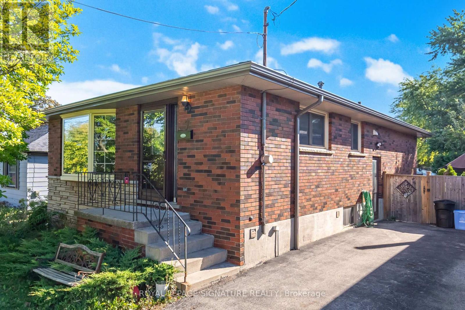 7 MAITLAND AVENUE, Hamilton, Ontario