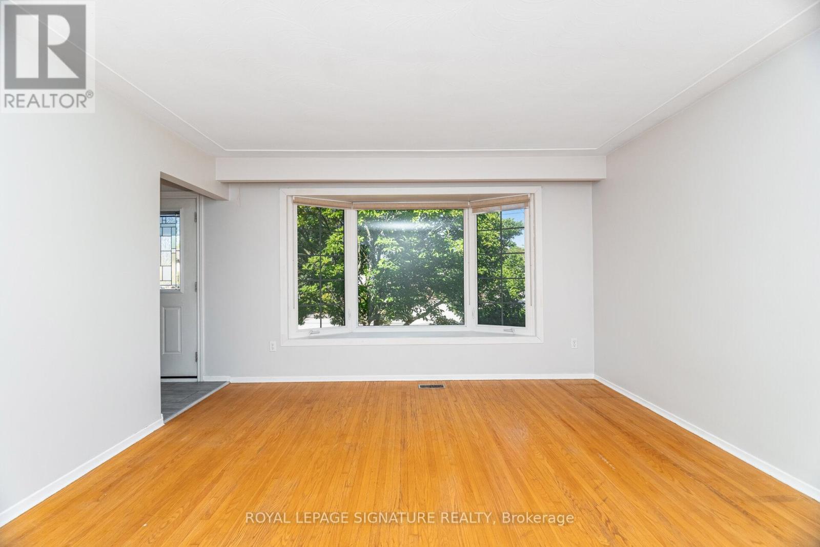 7 Maitland Avenue, Hamilton, Ontario  L9A 3J4 - Photo 19 - X12447841