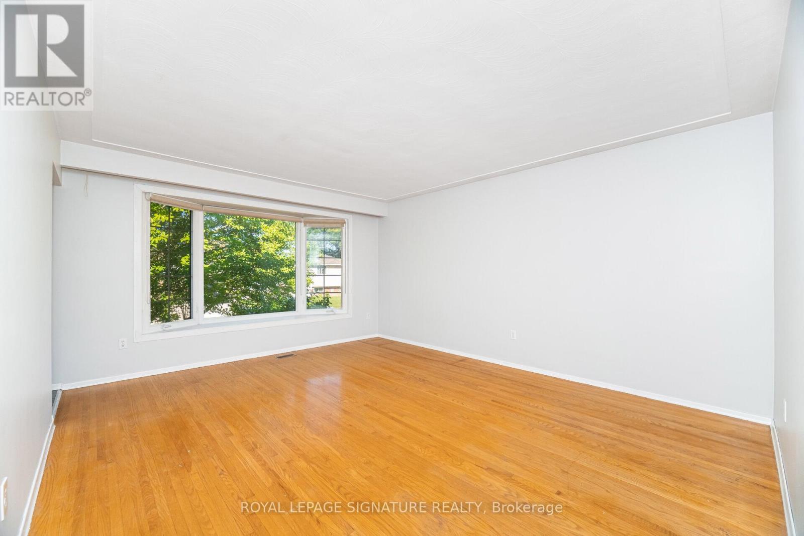 7 Maitland Avenue, Hamilton, Ontario  L9A 3J4 - Photo 21 - X12447841