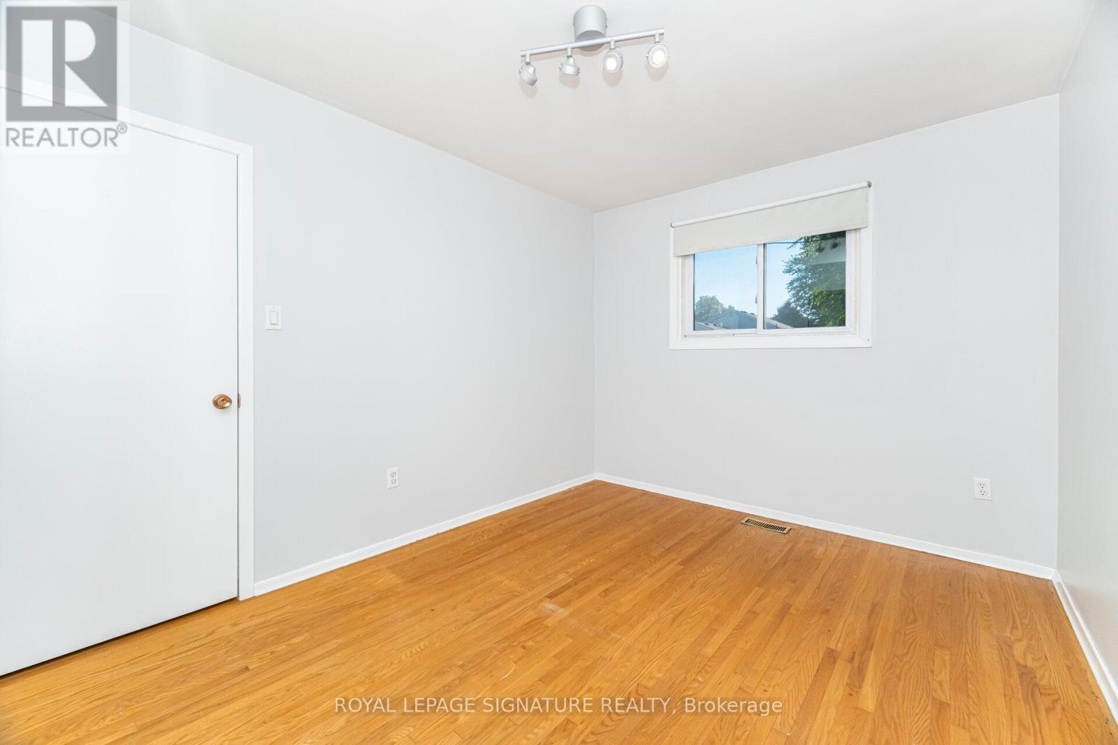 7 Maitland Avenue, Hamilton, Ontario  L9A 3J4 - Photo 27 - X12447841
