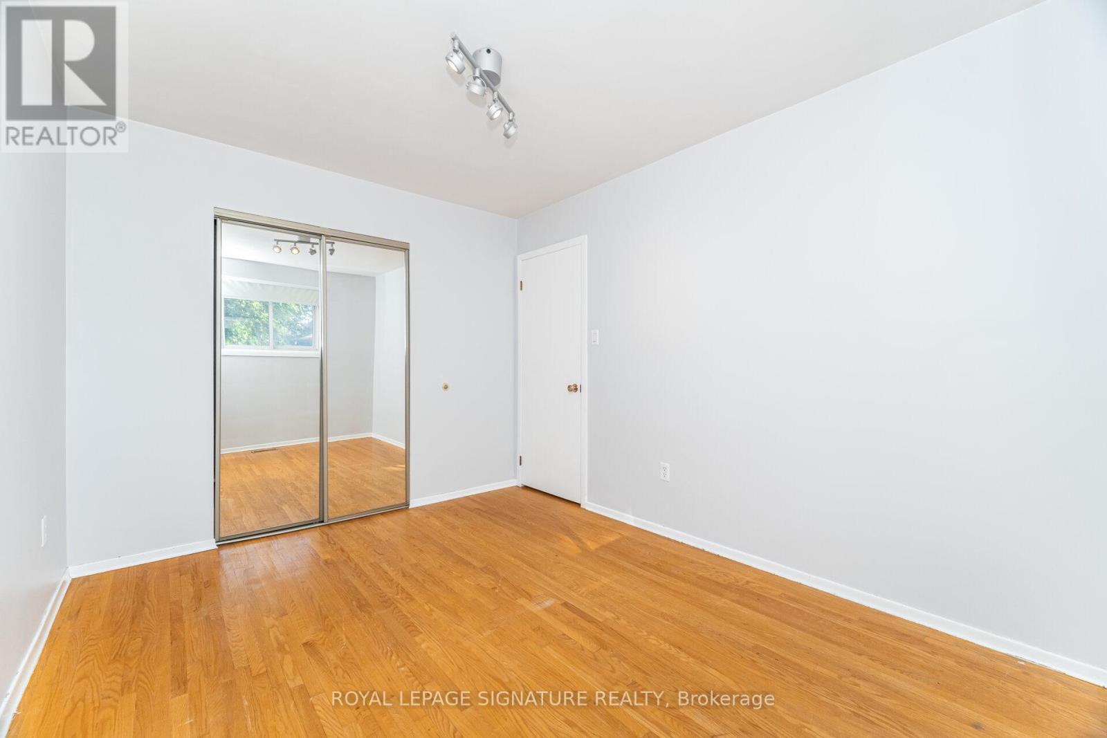 7 Maitland Avenue, Hamilton, Ontario  L9A 3J4 - Photo 28 - X12447841