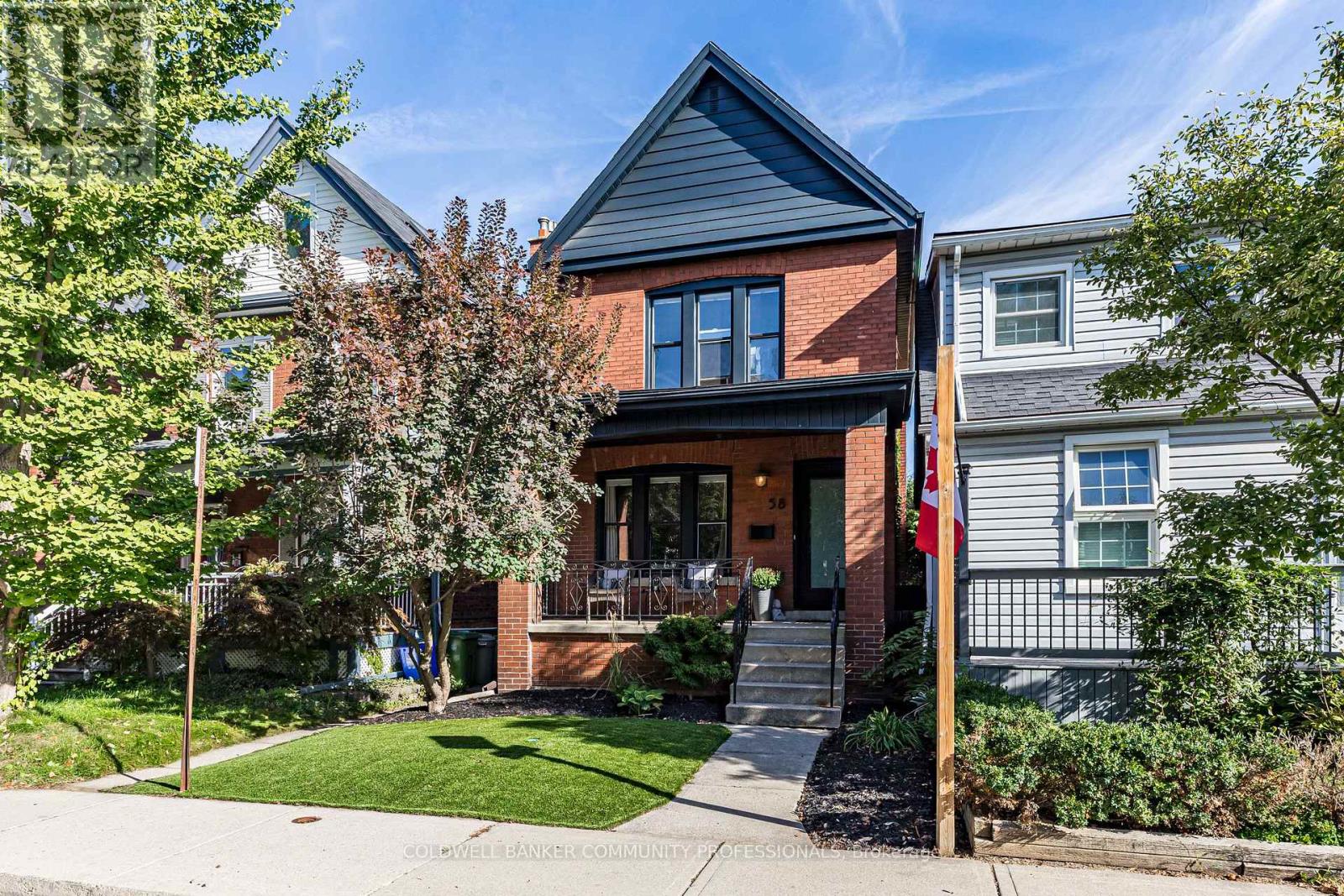 58 CHATHAM STREET, Hamilton, Ontario