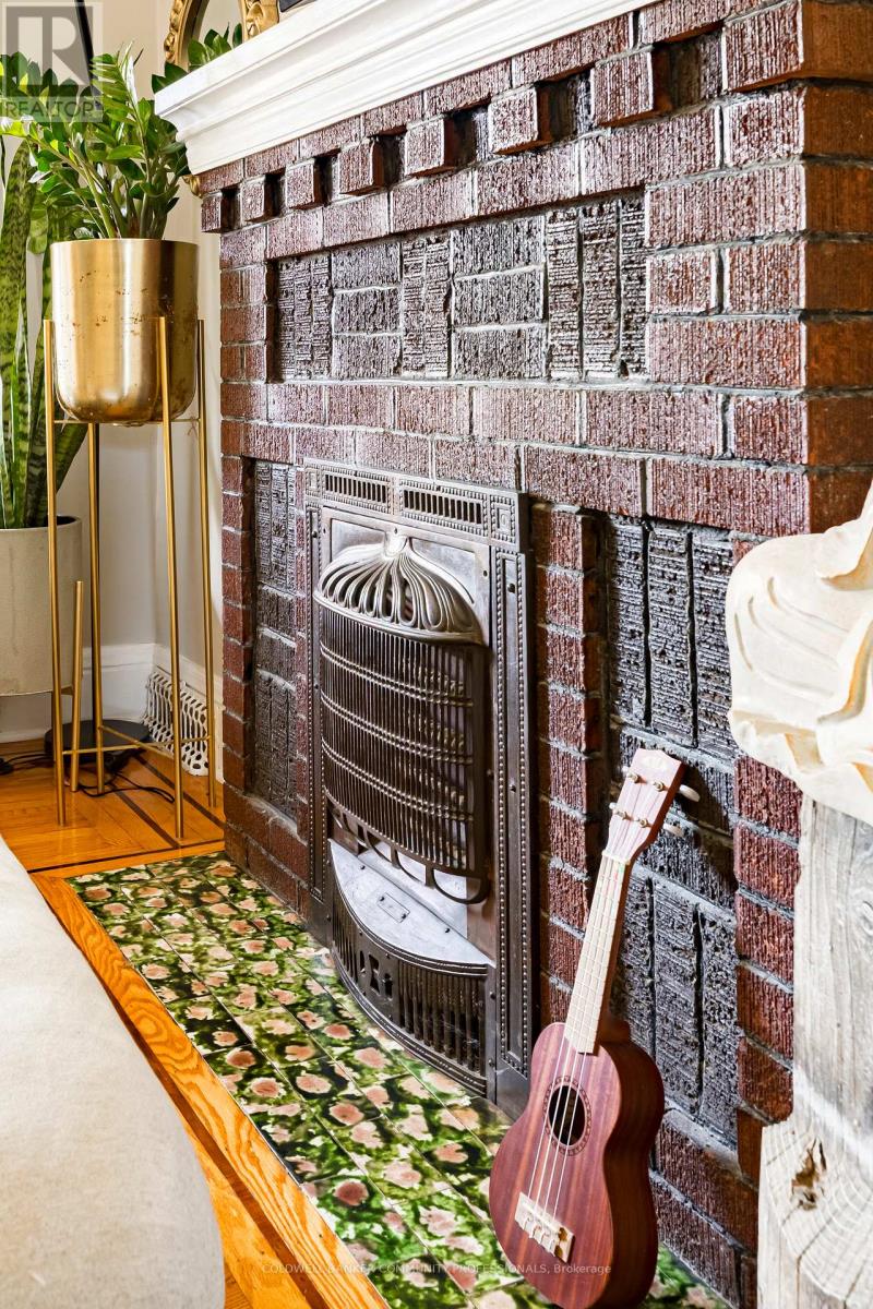 58 Chatham Street, Hamilton, Ontario  L8P 2B4 - Photo 10 - X12447852