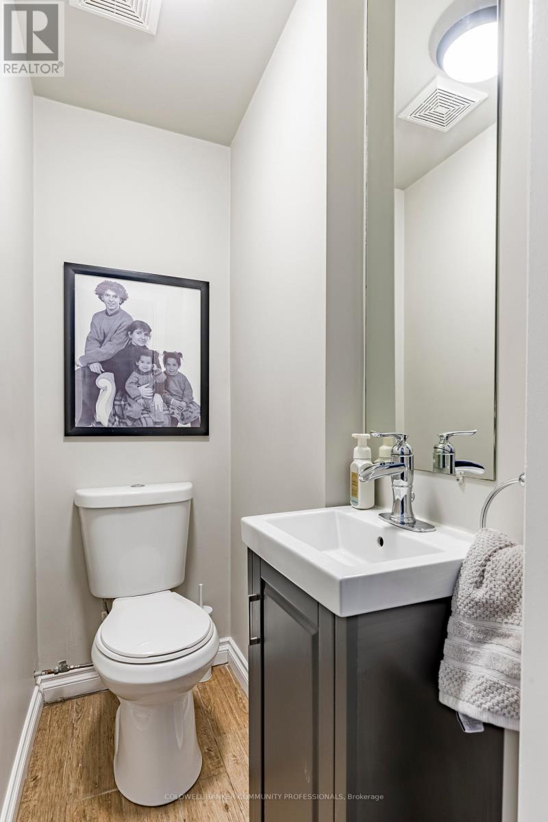 58 Chatham Street, Hamilton, Ontario  L8P 2B4 - Photo 19 - X12447852