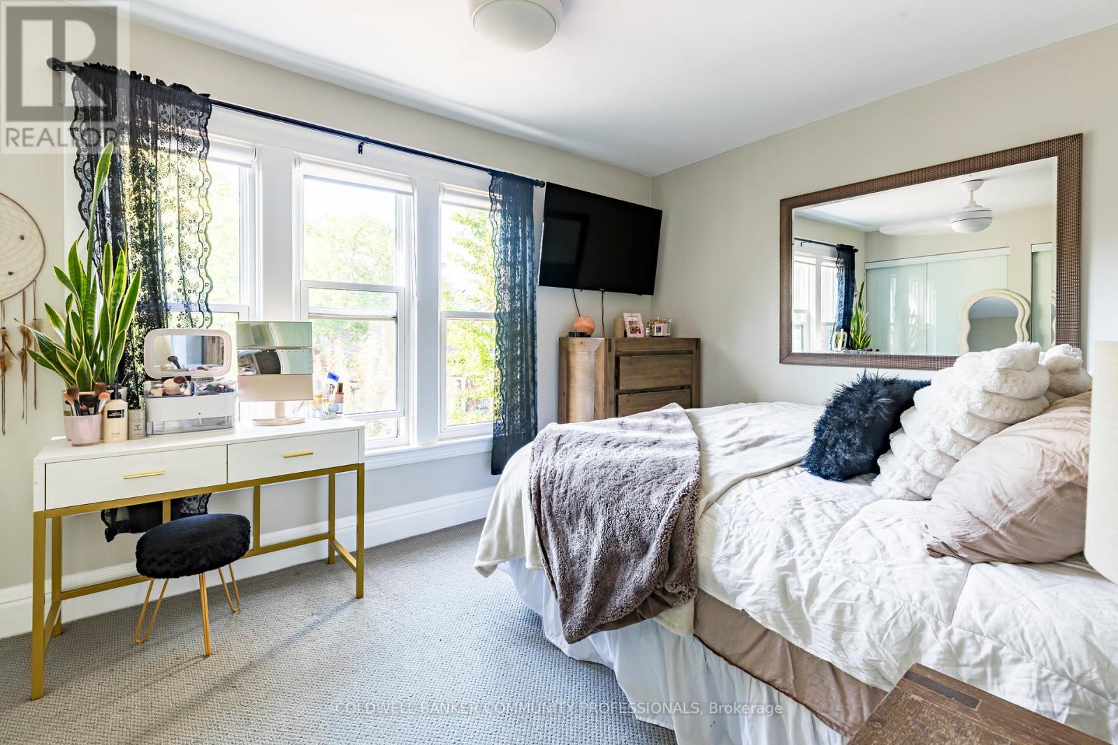 58 Chatham Street, Hamilton, Ontario  L8P 2B4 - Photo 21 - X12447852