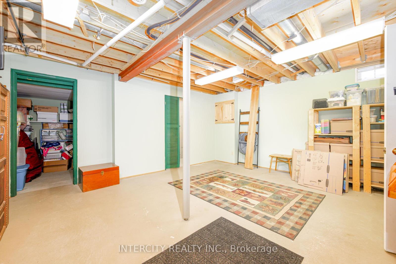 48 Champlain Boulevard, Kawartha Lakes (Lindsay), Ontario  K9V 0J1 - Photo 18 - X12447873