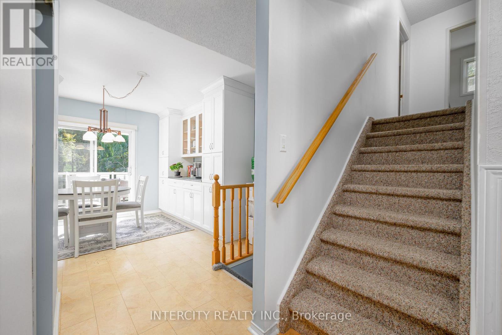 48 Champlain Boulevard, Kawartha Lakes (Lindsay), Ontario  K9V 0J1 - Photo 39 - X12447873