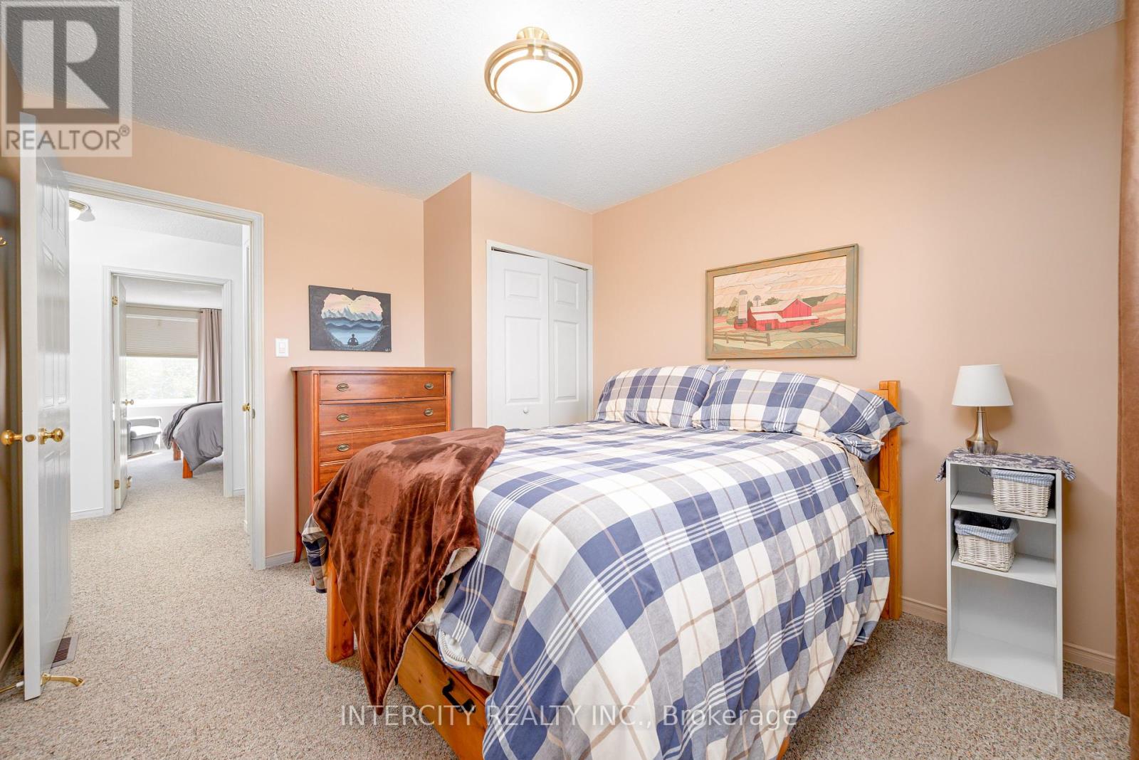 48 Champlain Boulevard, Kawartha Lakes (Lindsay), Ontario  K9V 0J1 - Photo 42 - X12447873