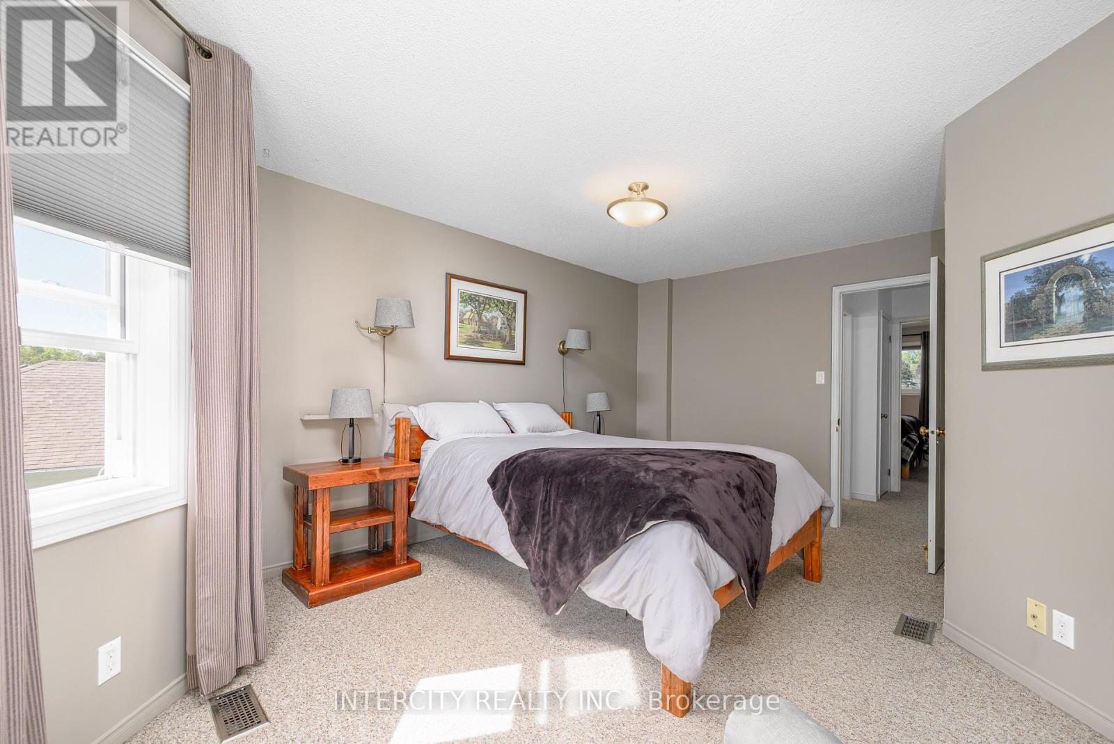 48 Champlain Boulevard, Kawartha Lakes (Lindsay), Ontario  K9V 0J1 - Photo 44 - X12447873