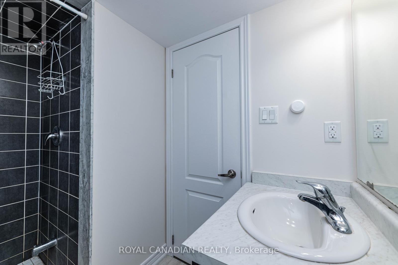 764 Linden Drive, Cambridge, Ontario  N3H 0E3 - Photo 20 - X12447908