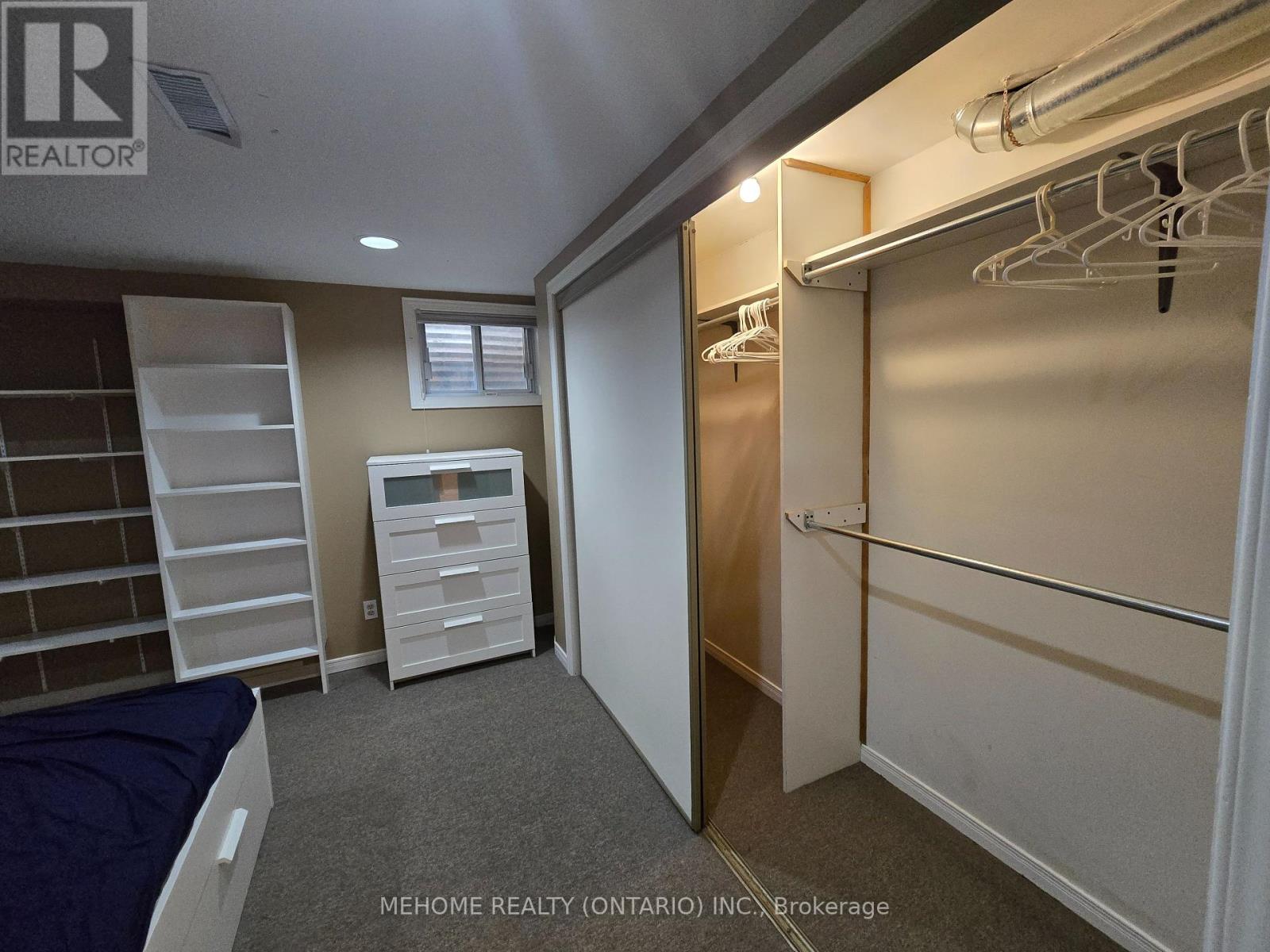 Lower Unit - 121 Angus Drive, Toronto, Ontario  M2J 2W9 - Photo 12 - C12445856