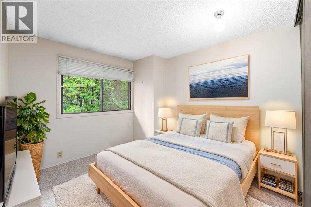 34, 10 Point Drive Nw, Calgary, Alberta  T3B 4W2 - Photo 20 - A2245658