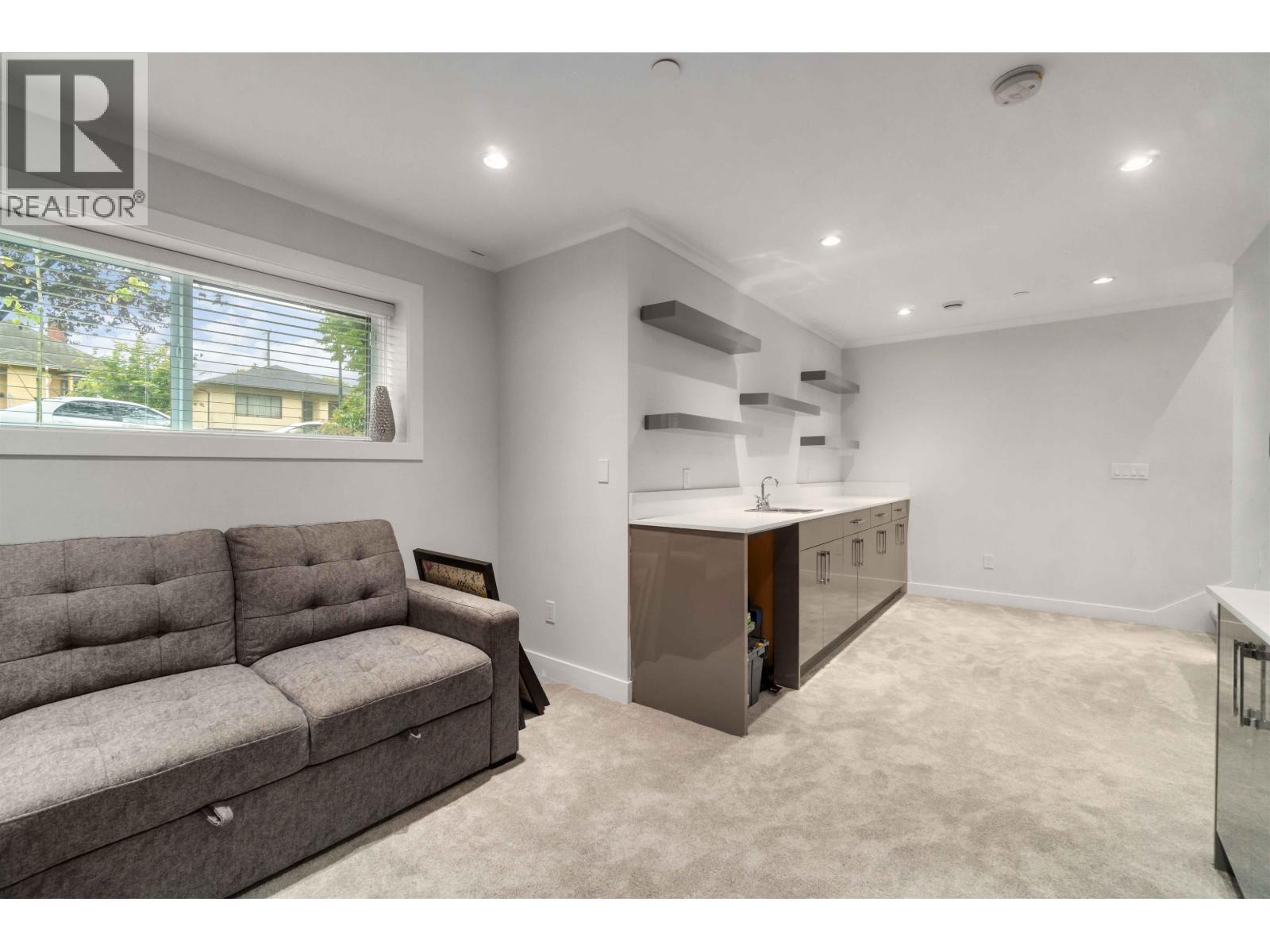 2577 Parker Street, Vancouver, British Columbia  V5K 2T2 - Photo 32 - R3055702