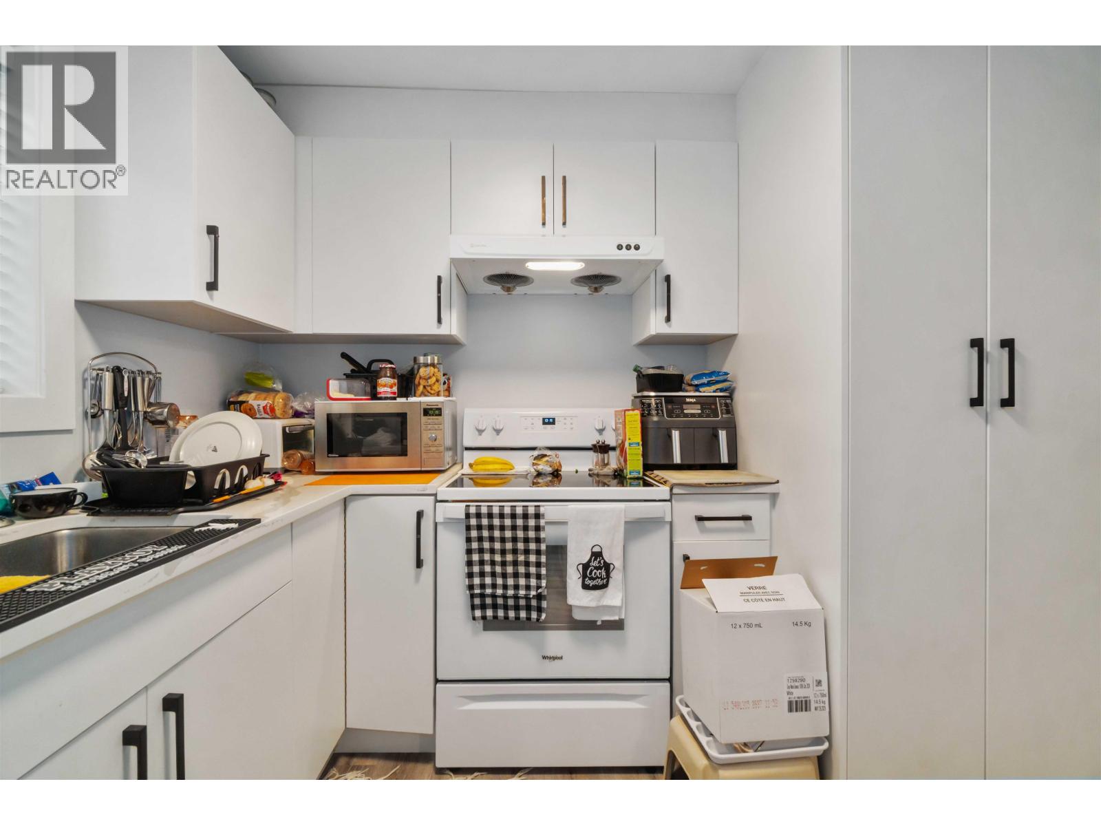 2577 Parker Street, Vancouver, British Columbia  V5K 2T2 - Photo 38 - R3055702