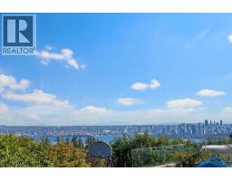685 King Georges Way, West Vancouver, Ca