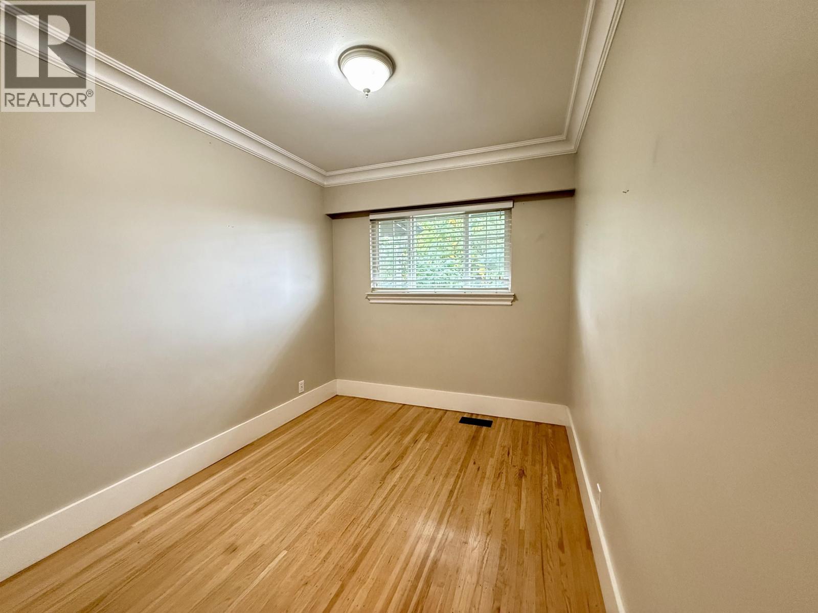 6525 Carnegie Street, Burnaby, British Columbia  V5B 1Y2 - Photo 13 - R3054329