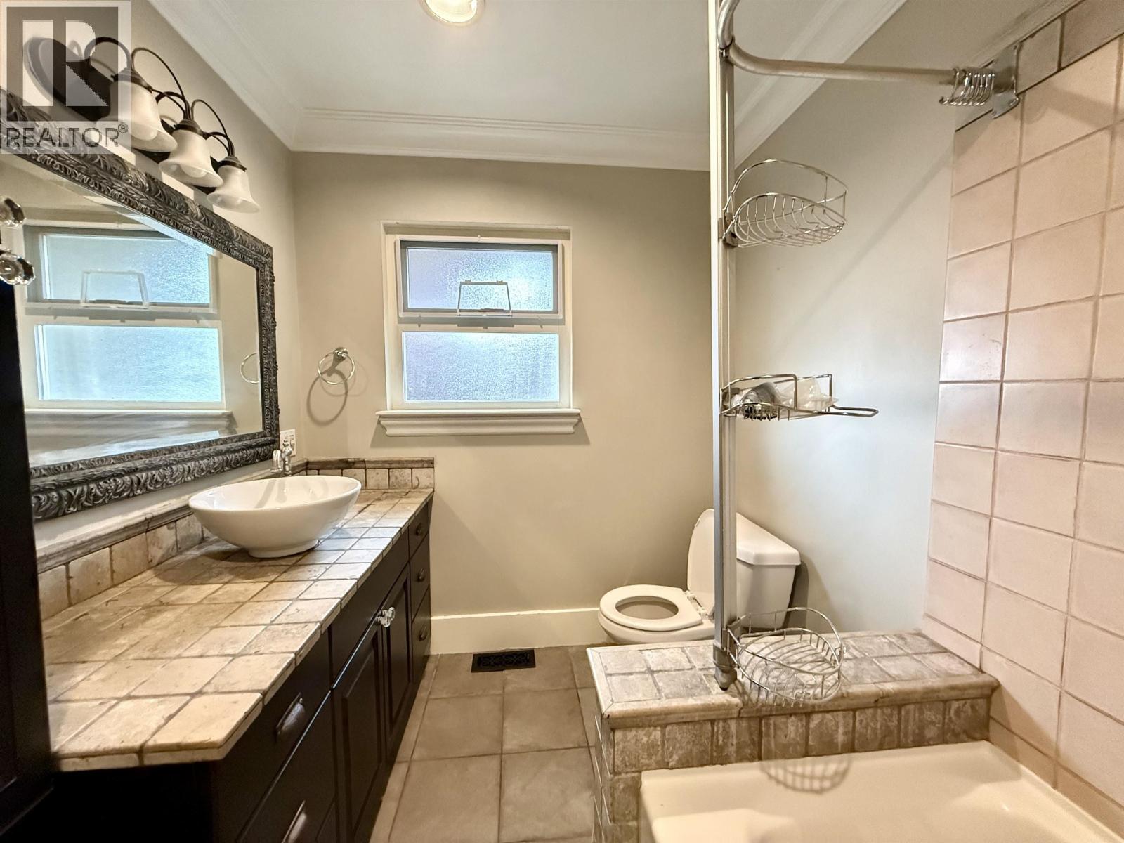6525 Carnegie Street, Burnaby, British Columbia  V5B 1Y2 - Photo 16 - R3054329