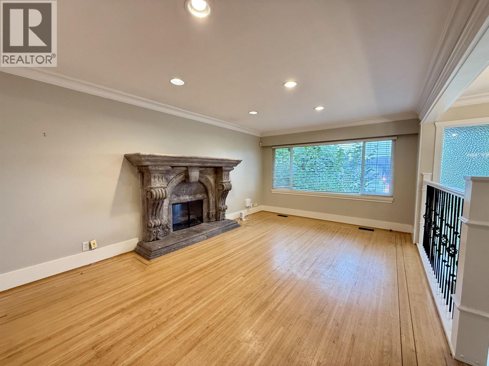6525 Carnegie Street, Burnaby, British Columbia  V5B 1Y2 - Photo 11 - R3054329