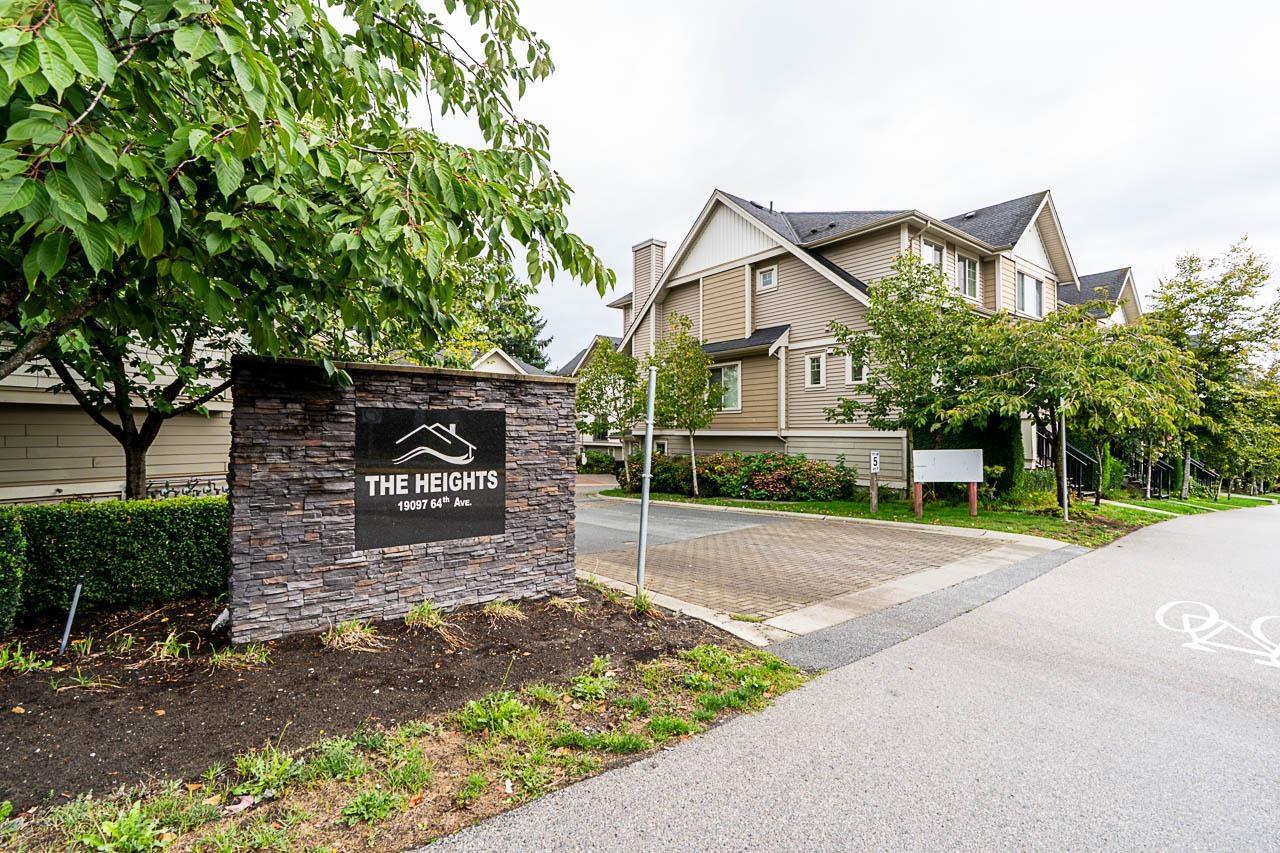 8 19097 64 AVENUE, Surrey, British Columbia