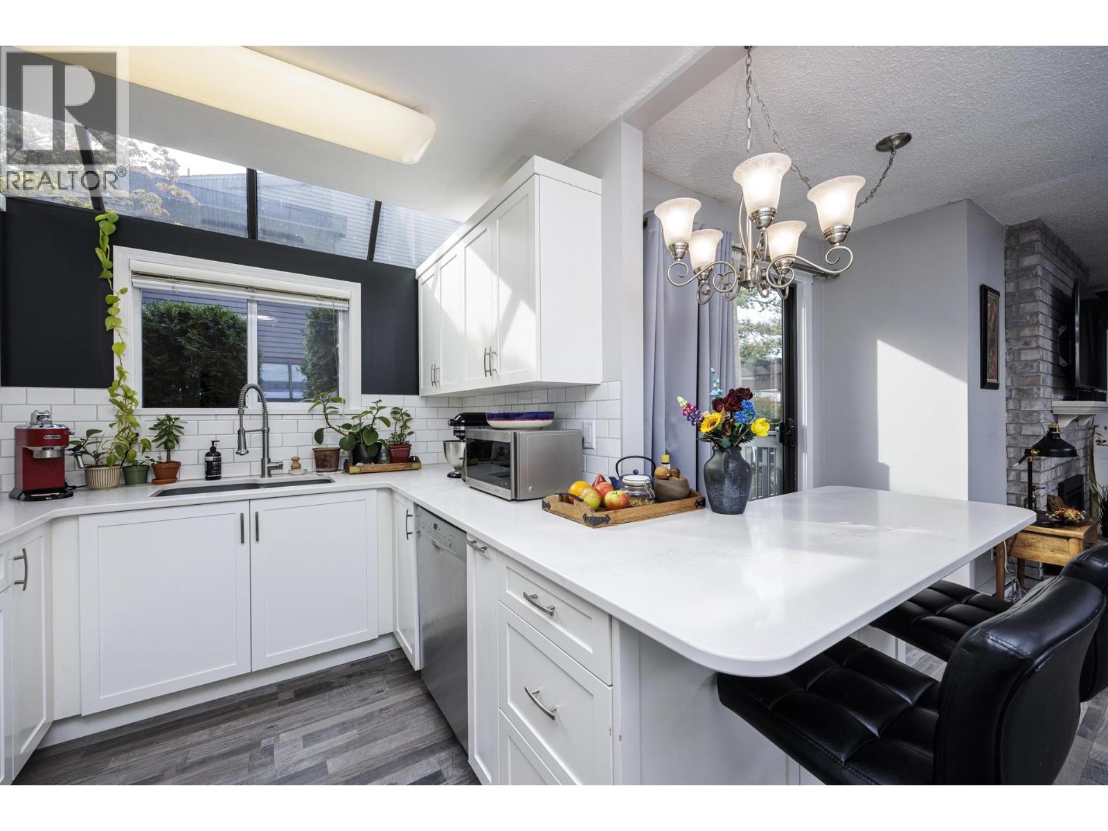 3132 Lonsdale Avenue, North Vancouver, British Columbia  V7N 3J8 - Photo 10 - R3055634