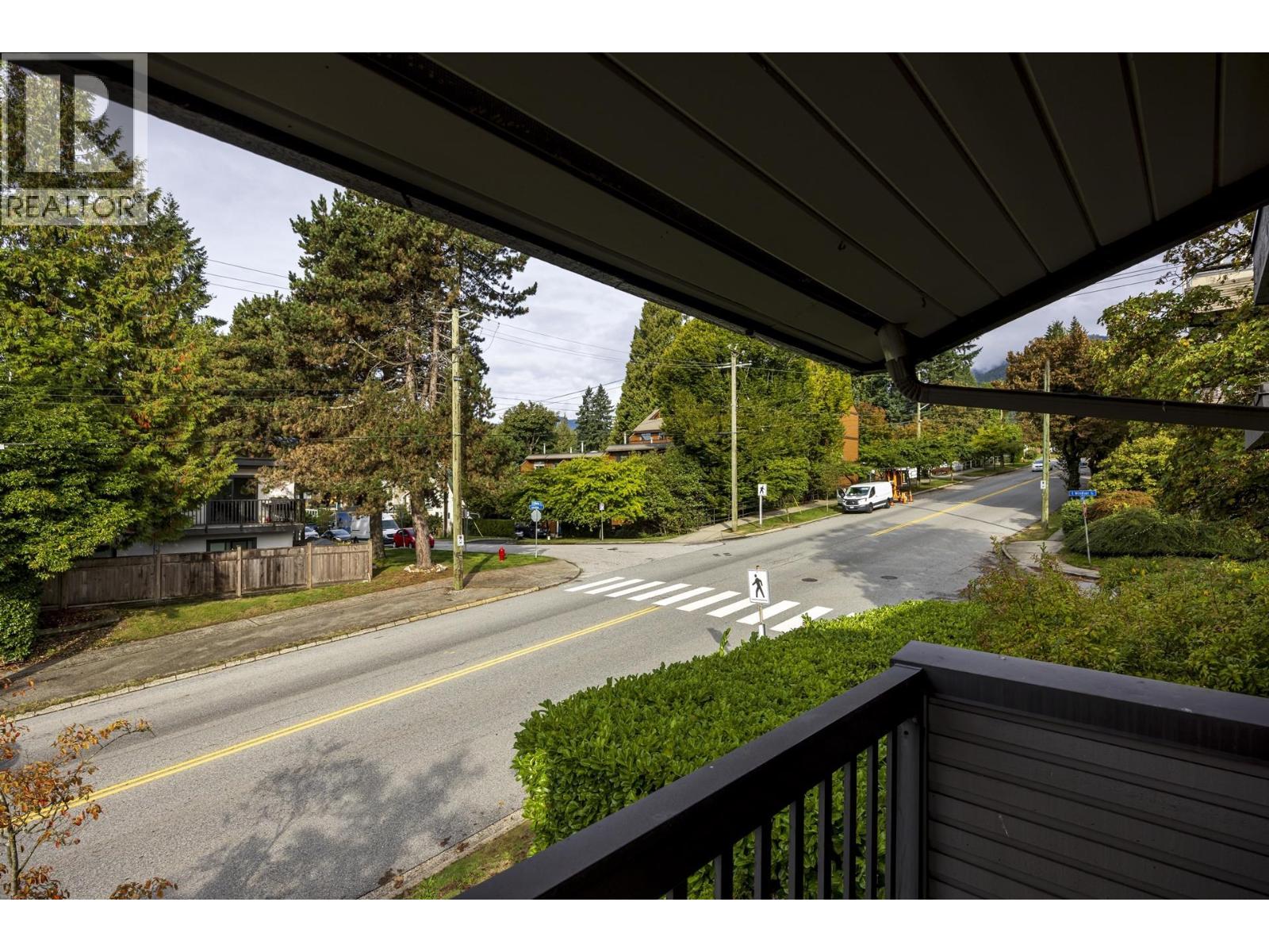 3132 Lonsdale Avenue, North Vancouver, British Columbia  V7N 3J8 - Photo 30 - R3055634