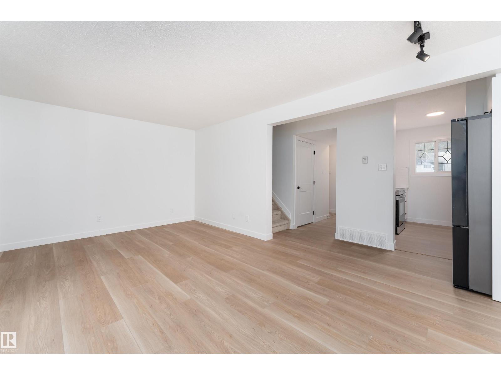 11394 139 Av Nw, Edmonton, Alberta  T5X 3L4 - Photo 10 - E4461046