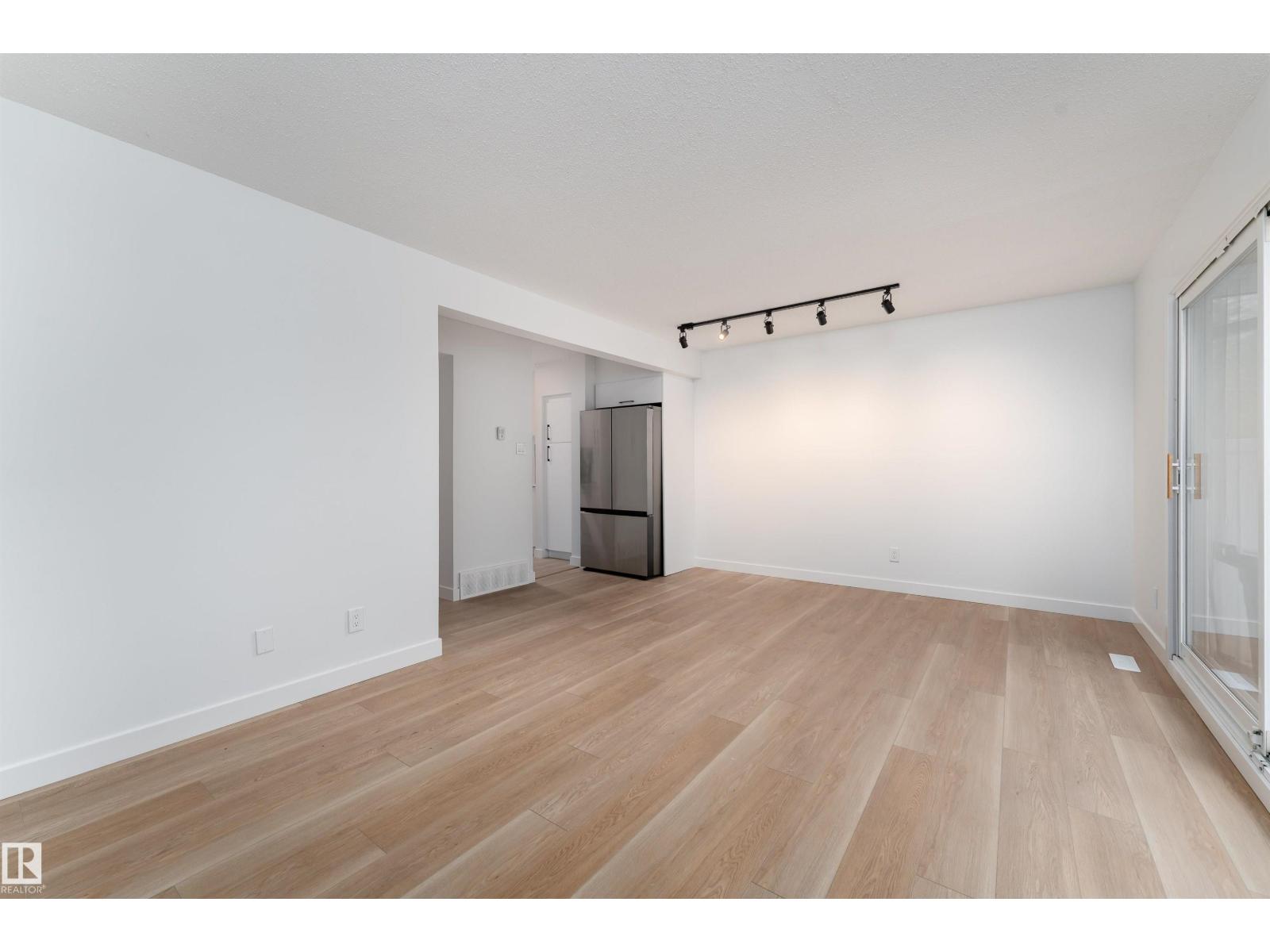 11394 139 Av Nw, Edmonton, Alberta  T5X 3L4 - Photo 11 - E4461046