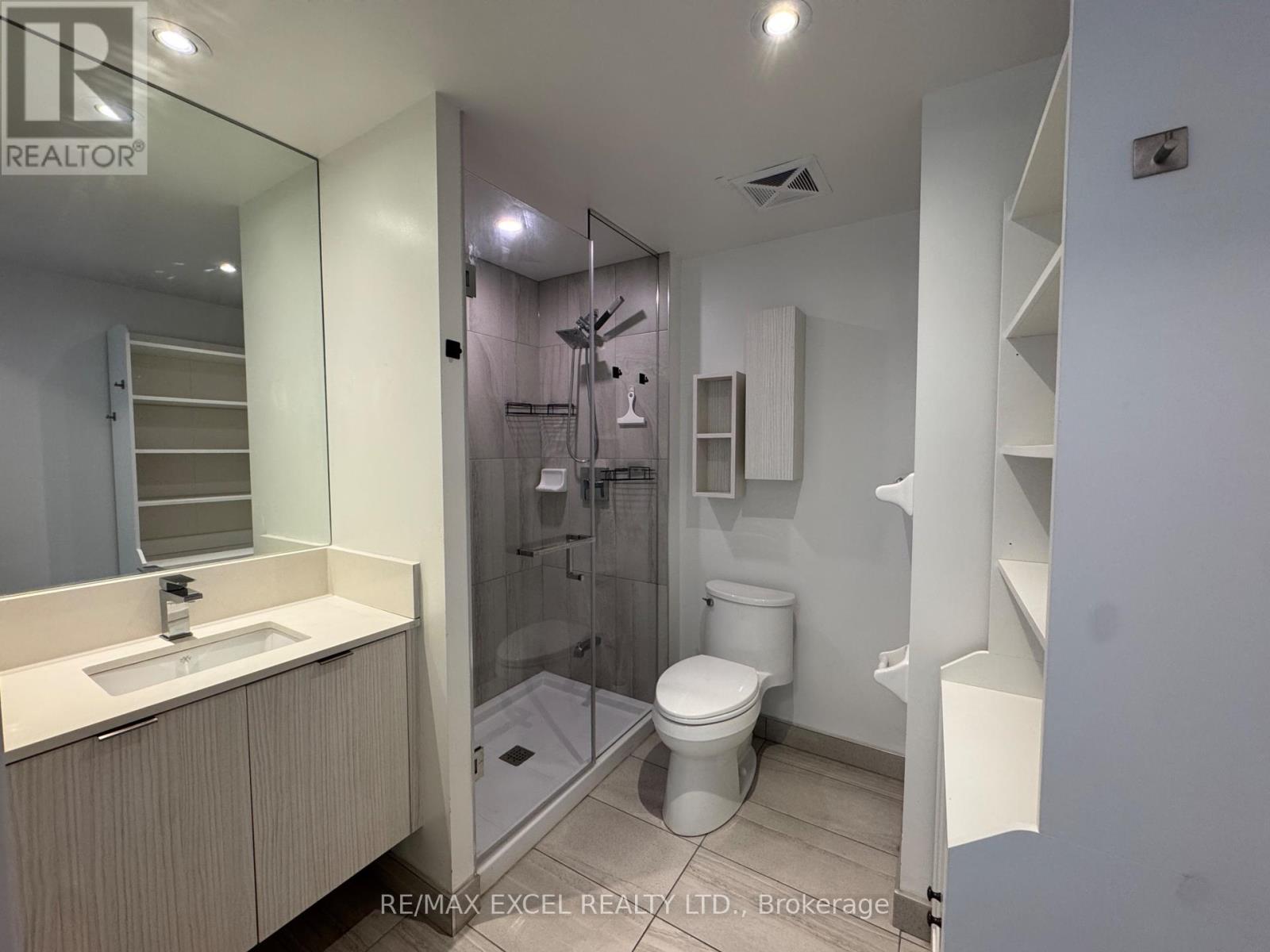 3303 - 99 Broadway Avenue, Toronto, Ontario  M4P 0E3 - Photo 13 - C12447936