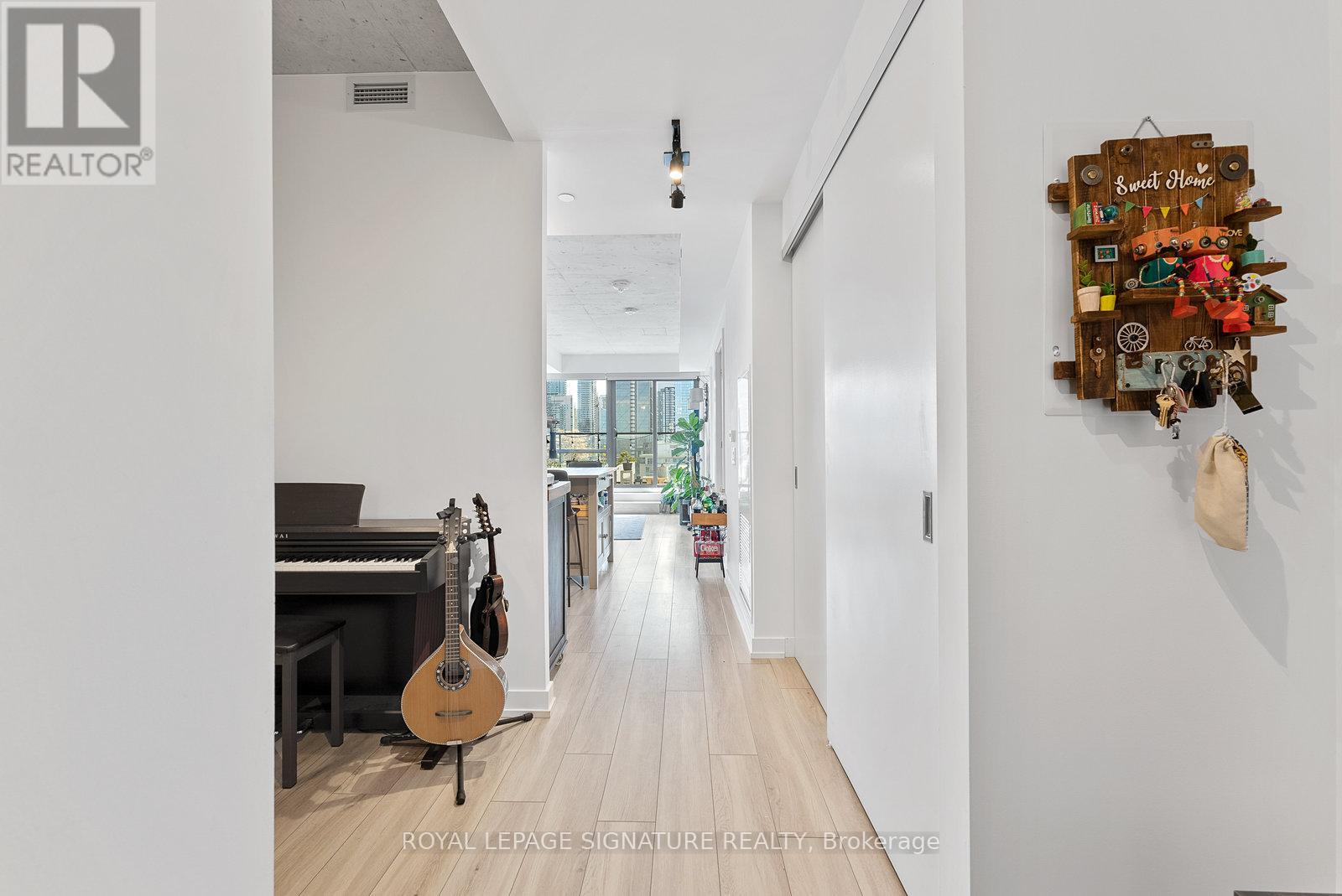 1203 - 458 Richmond Street W, Toronto (Waterfront Communities), Ontario  M5V 1Y1 - Photo 3 - C12447943
